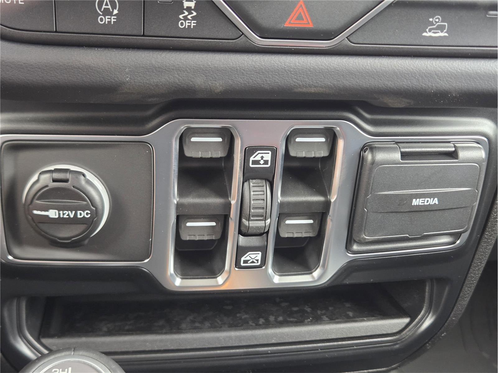 2026 Jeep Gladiator Sahara at Mac Haik CDJR North Houston