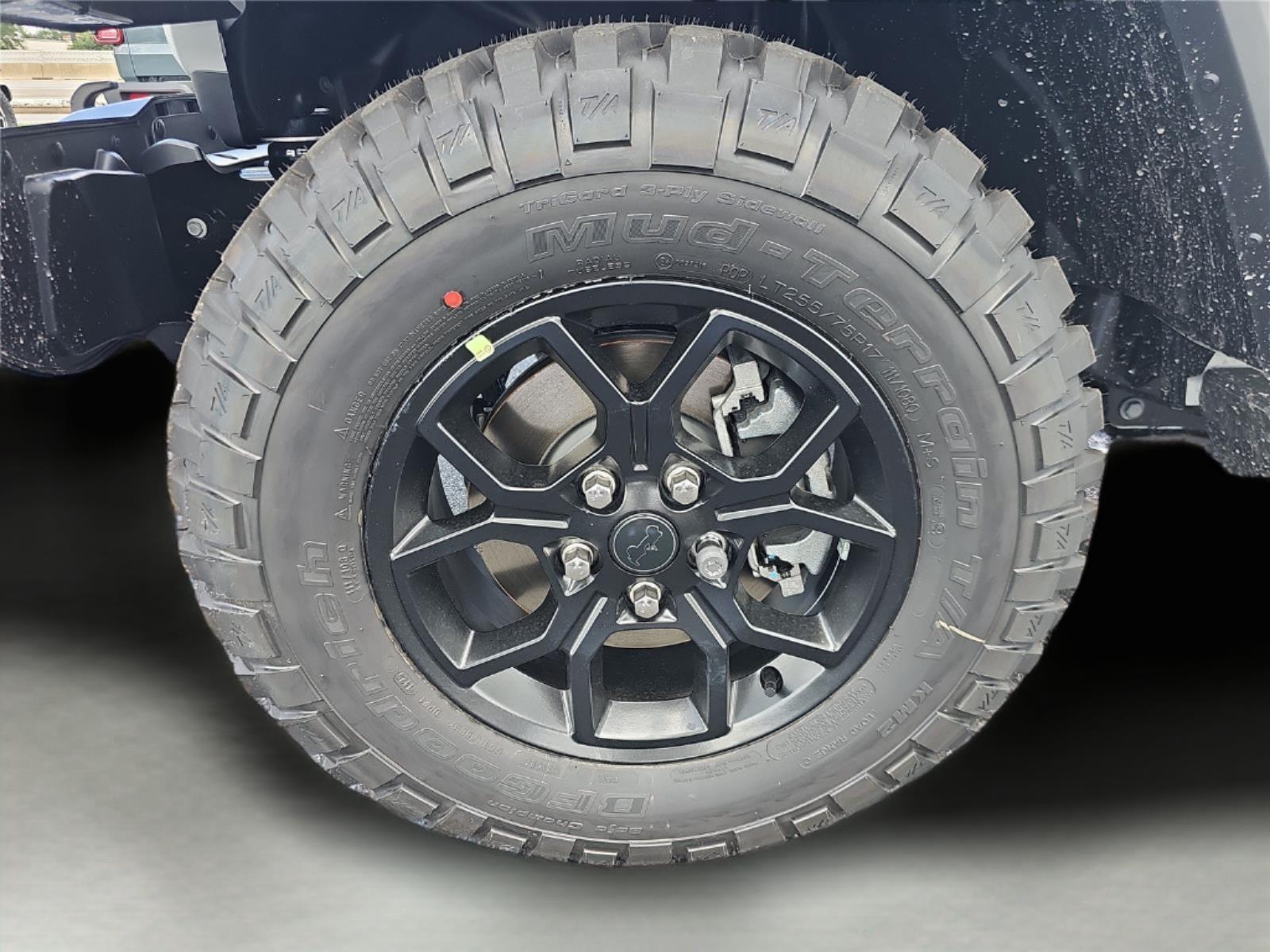 2025 Jeep Gladiator photo 6 of 15