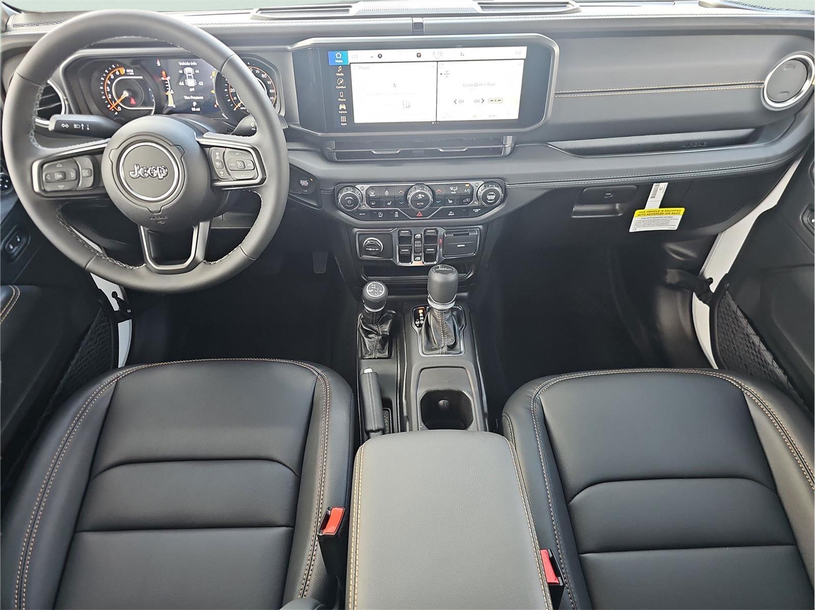 2025 Jeep Gladiator photo 7 of 15