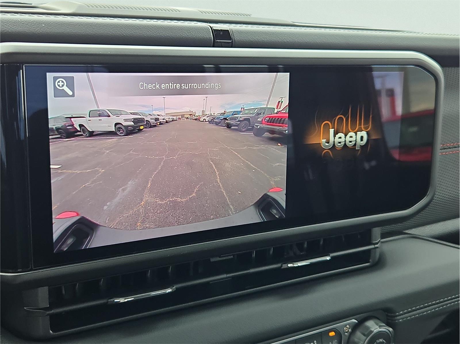 2025 Jeep Gladiator Rubicon at Mac Haik CDJR North Houston
