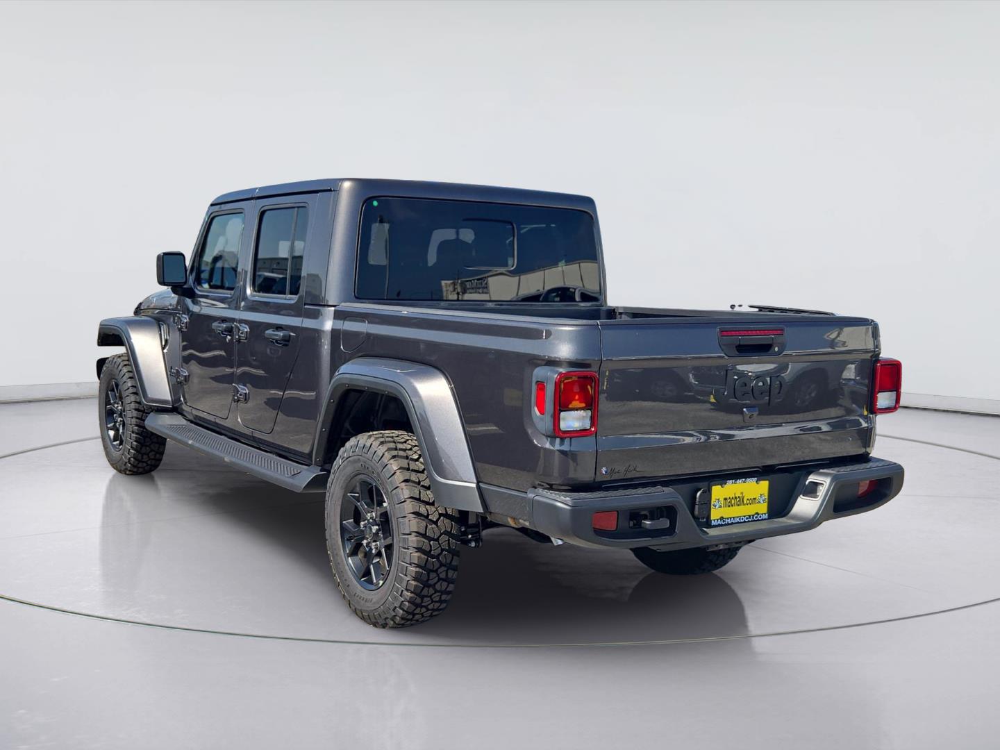2025 Jeep Gladiator photo 4 of 15
