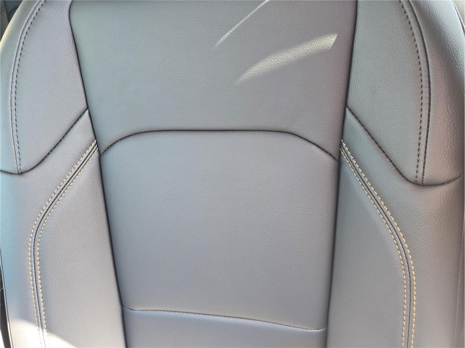 2025 Jeep Gladiator photo 9 of 15