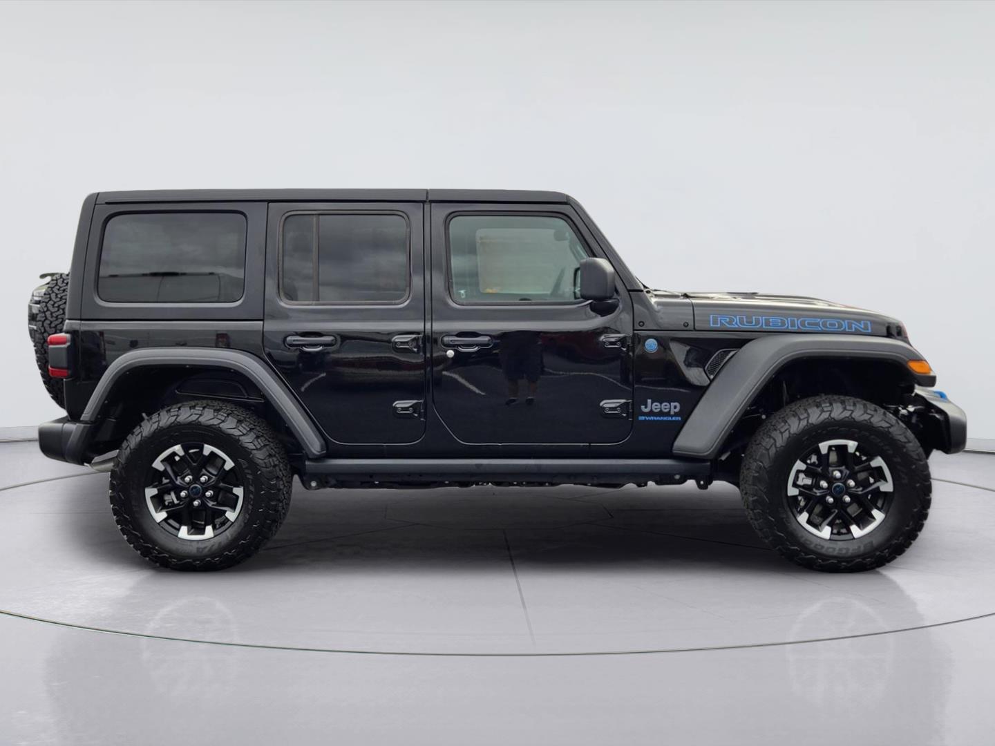 2025 Jeep Wrangler 4xe Rubicon - 6