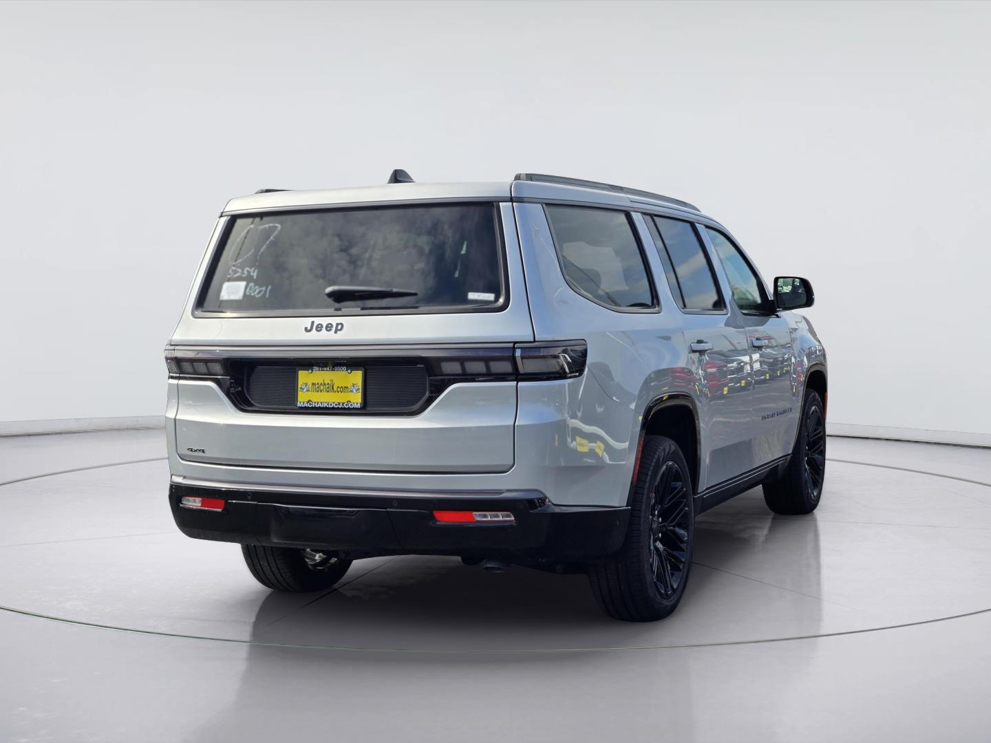 2026 Jeep Grand Wagoneer photo 3 of 17