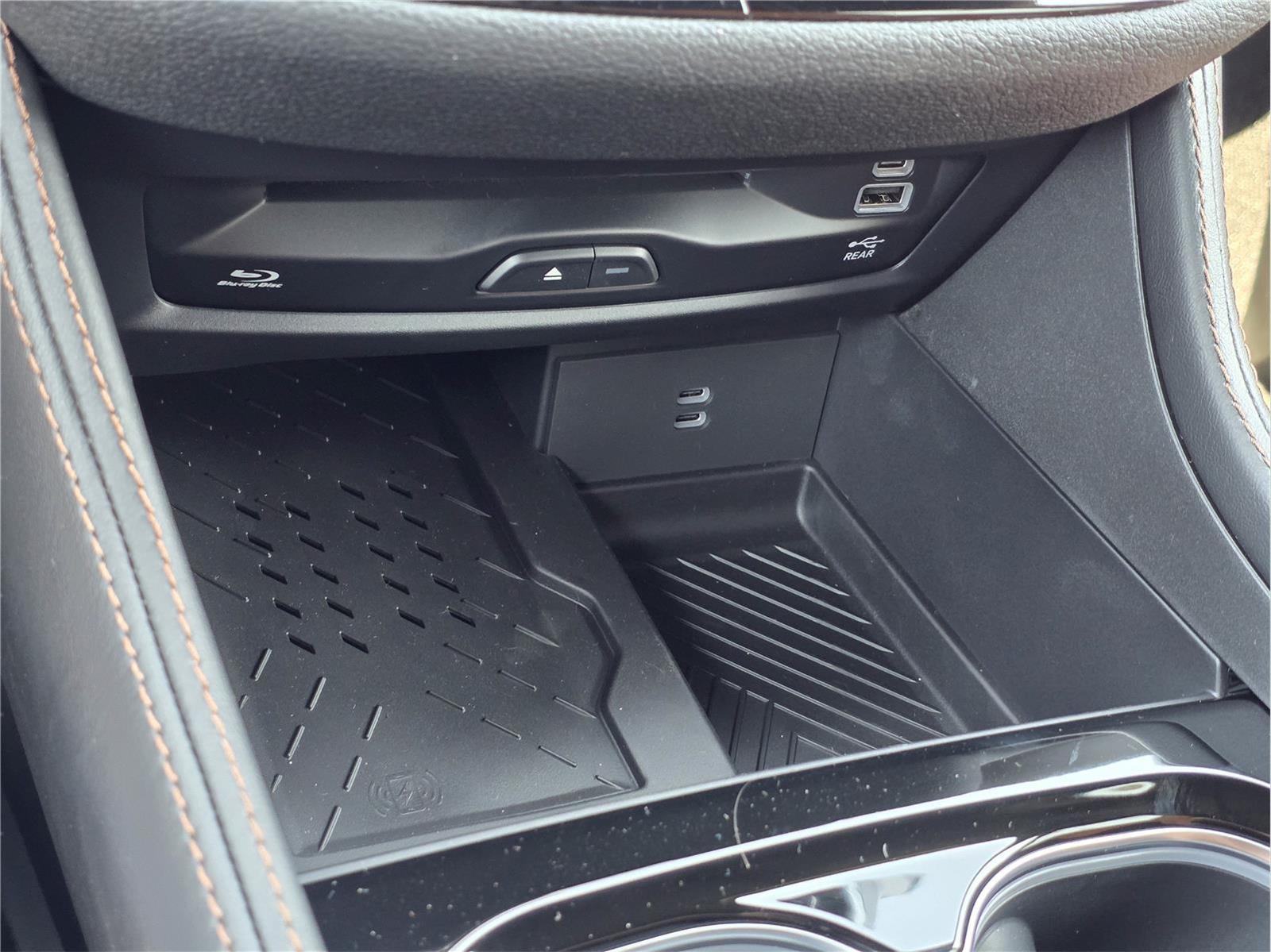2026 Chrysler Pacifica Pinnacle at Mac Haik CDJR North Houston