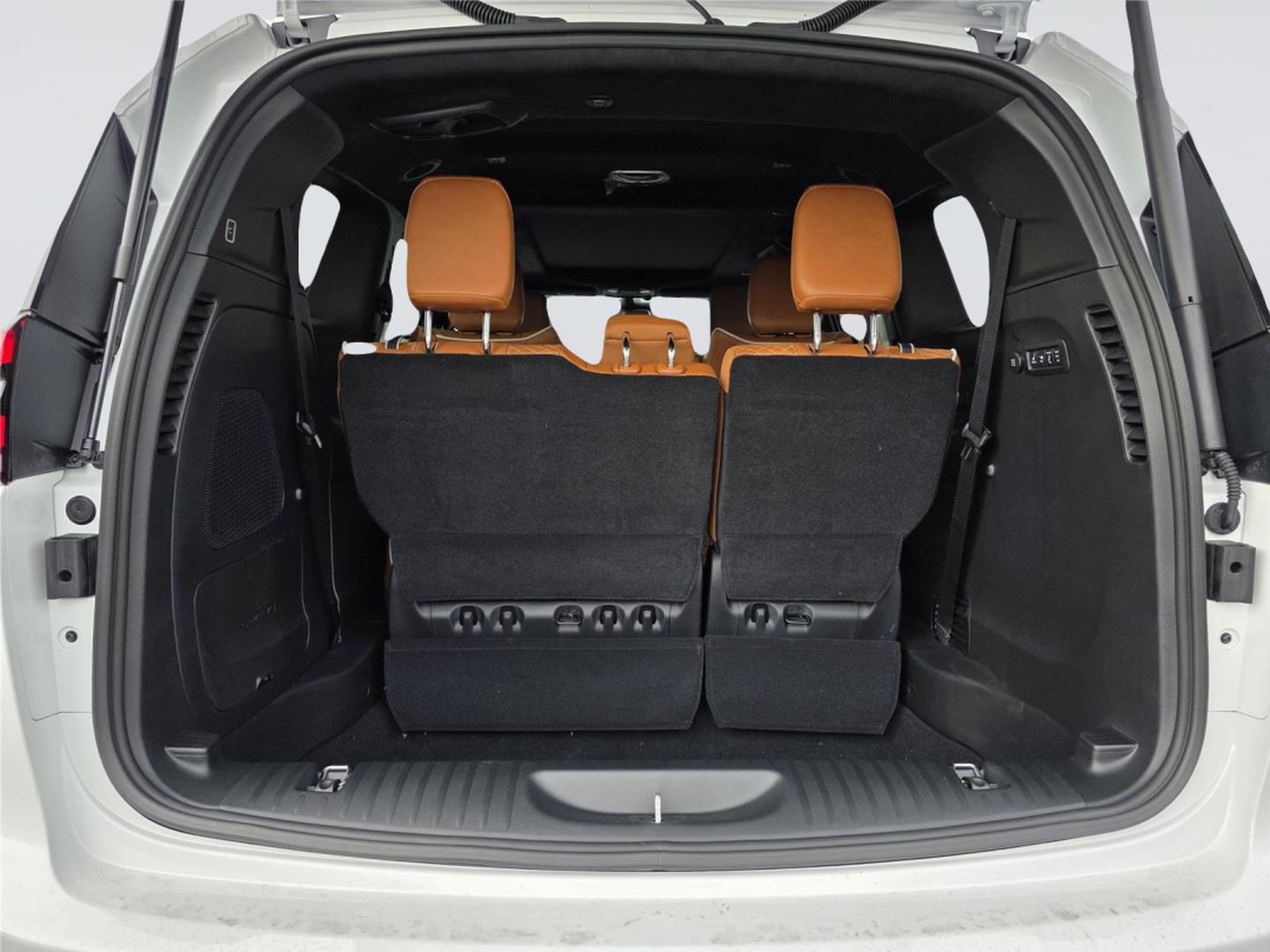 2026 Chrysler Pacifica Pinnacle at Mac Haik CDJR North Houston