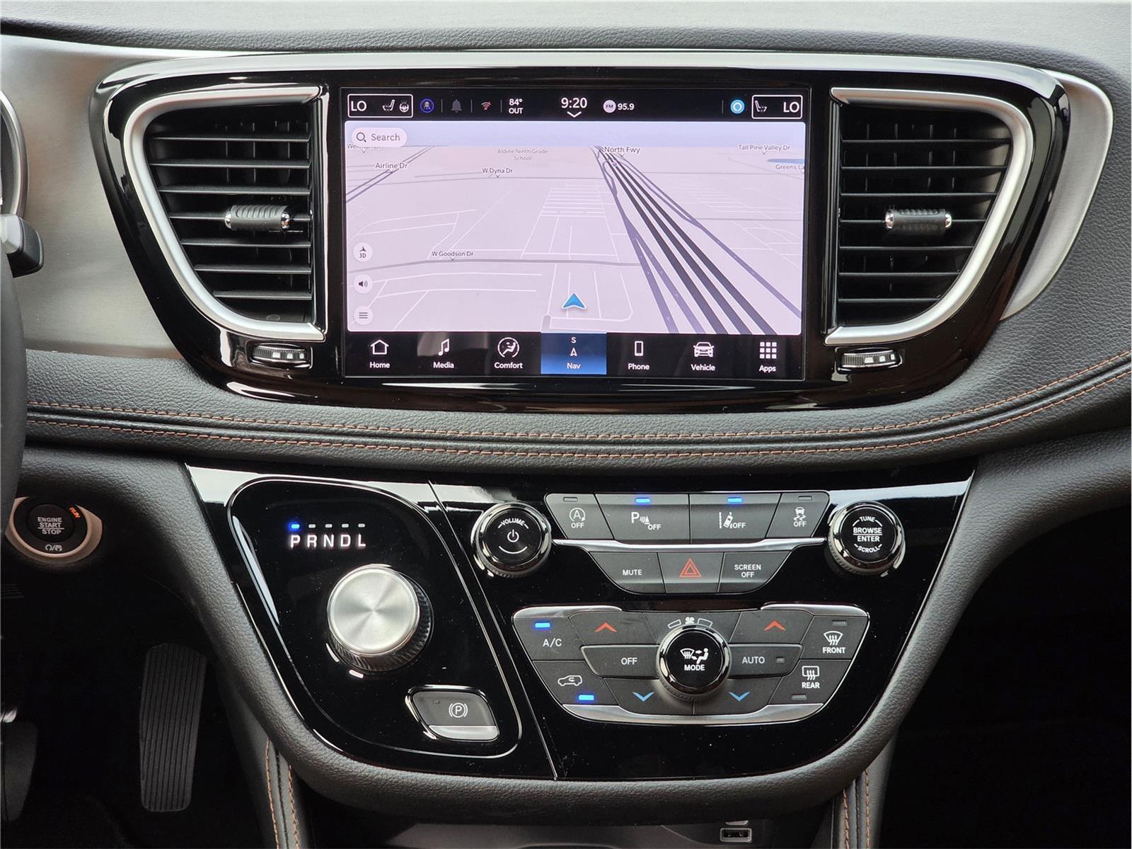 2026 Chrysler Pacifica Pinnacle at Mac Haik CDJR North Houston