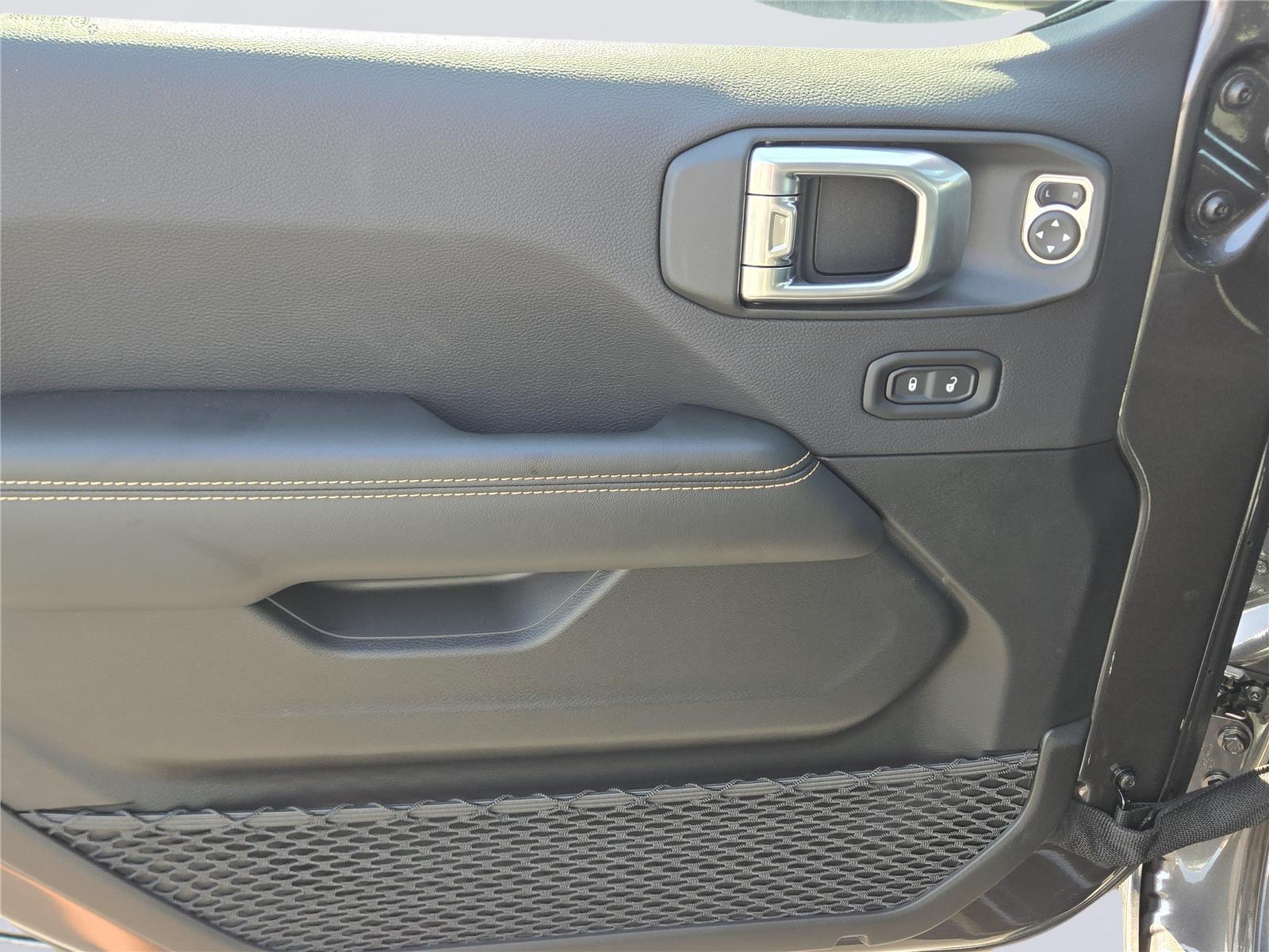 2026 Jeep Gladiator Sahara at Mac Haik CDJR North Houston