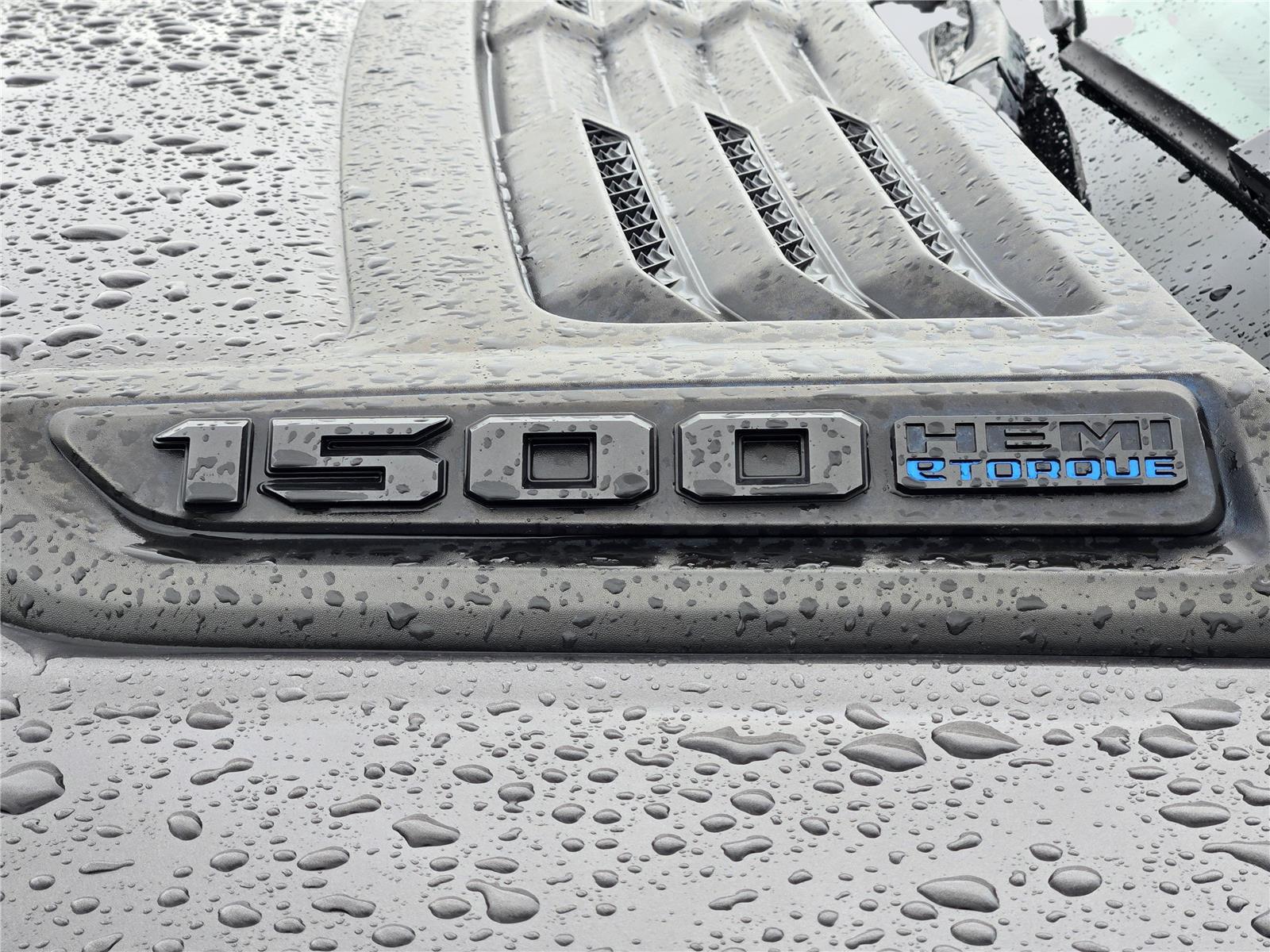 2023 RAM 1500 LARAM - 9