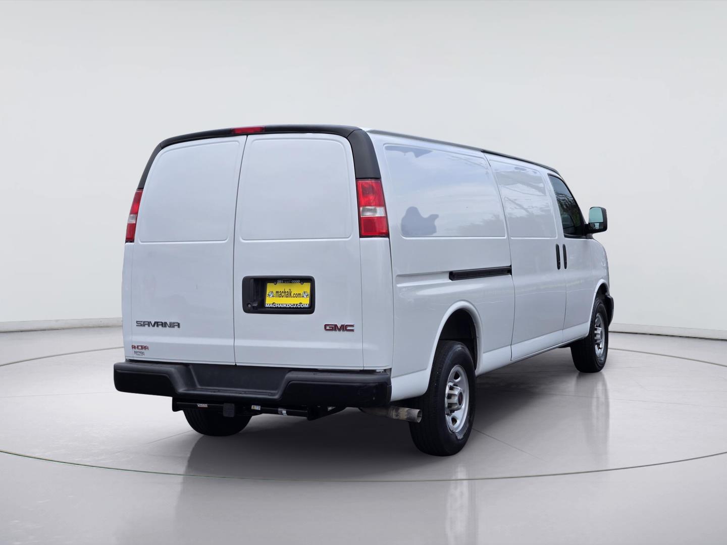 2023 GMC Savana Cargo Van CARGO - 3
