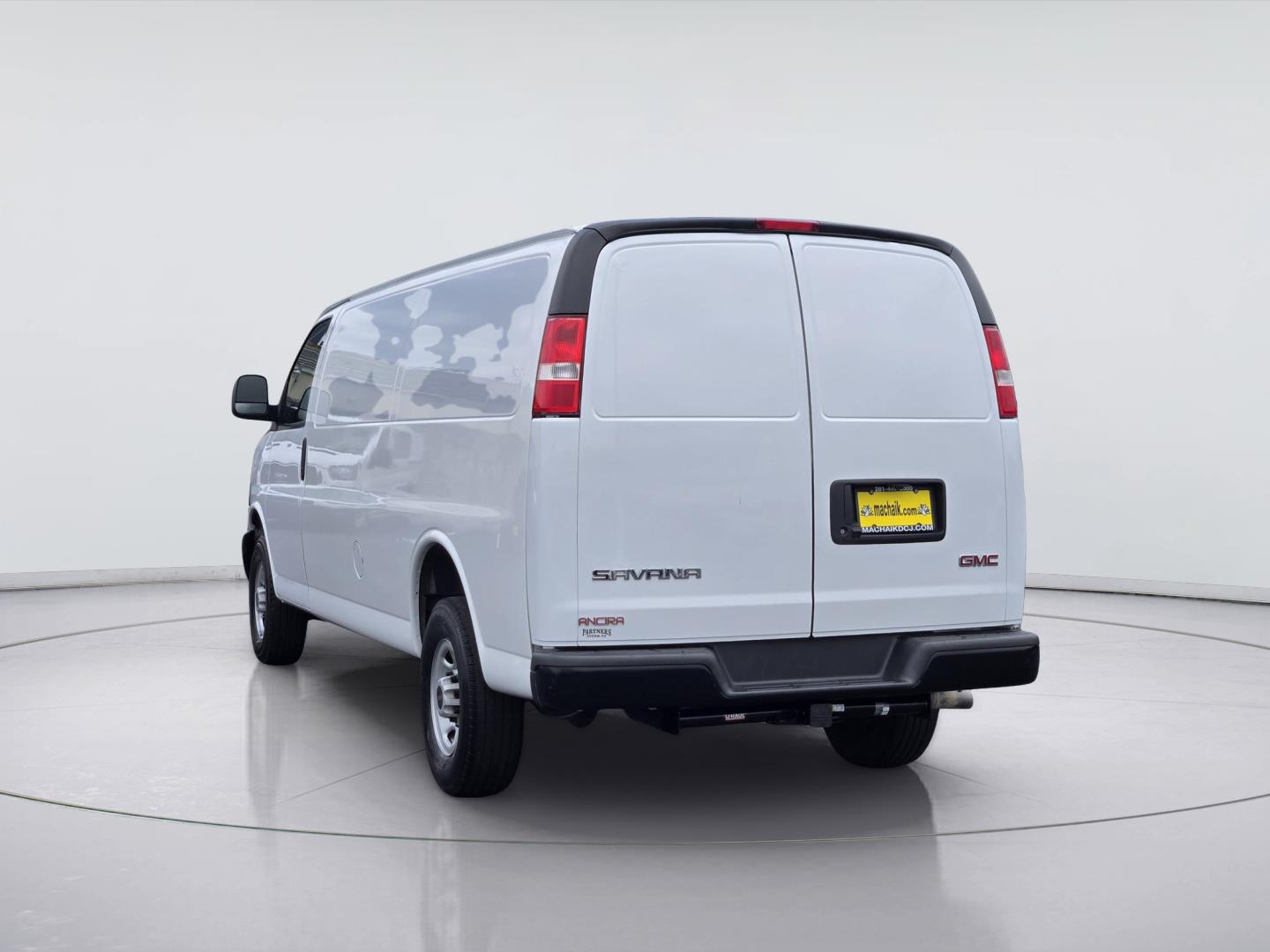 2023 GMC Savana Cargo Van CARGO - 5