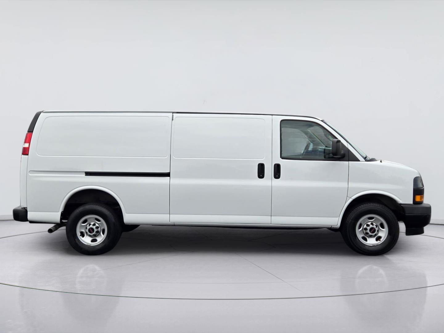 2023 GMC Savana Cargo Van CARGO - 6