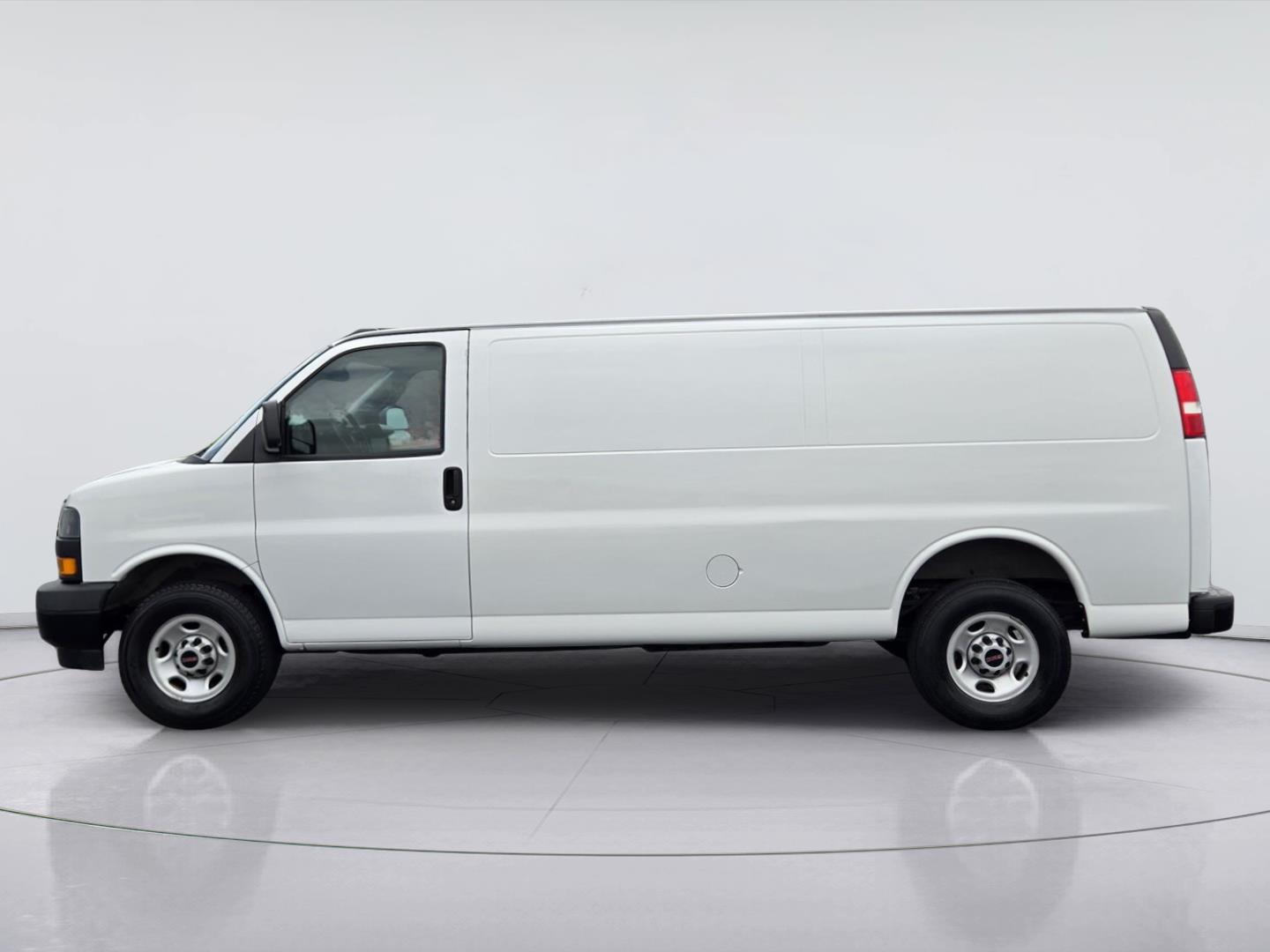 2023 GMC Savana Cargo Van CARGO - 7
