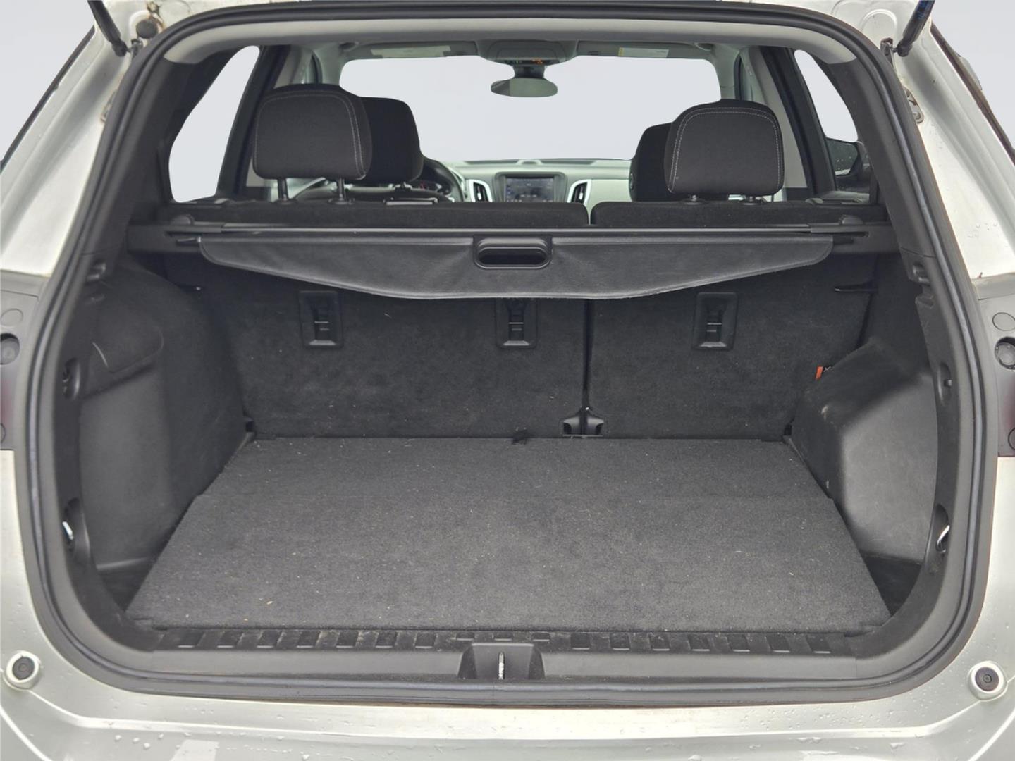 2022 Chevrolet Equinox LT - 11