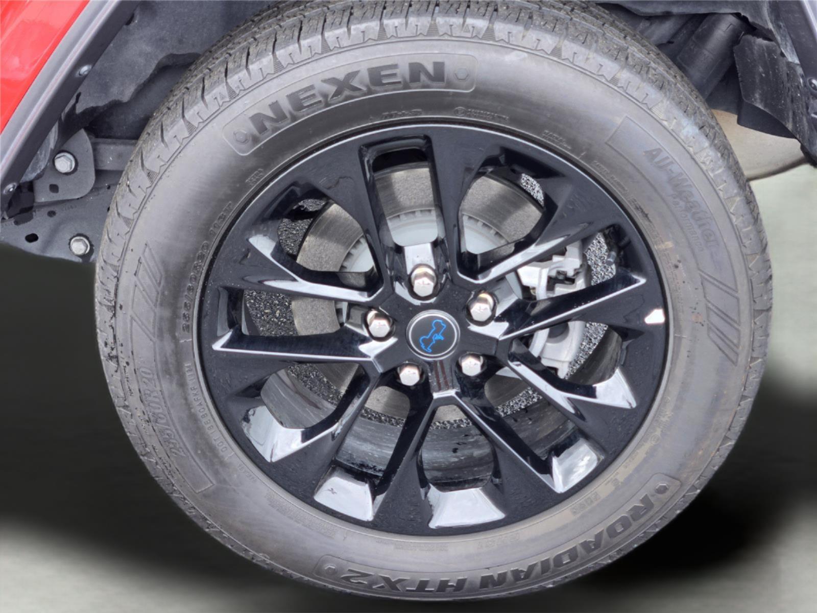 2025 Jeep Wrangler 4xe Sahara - 8