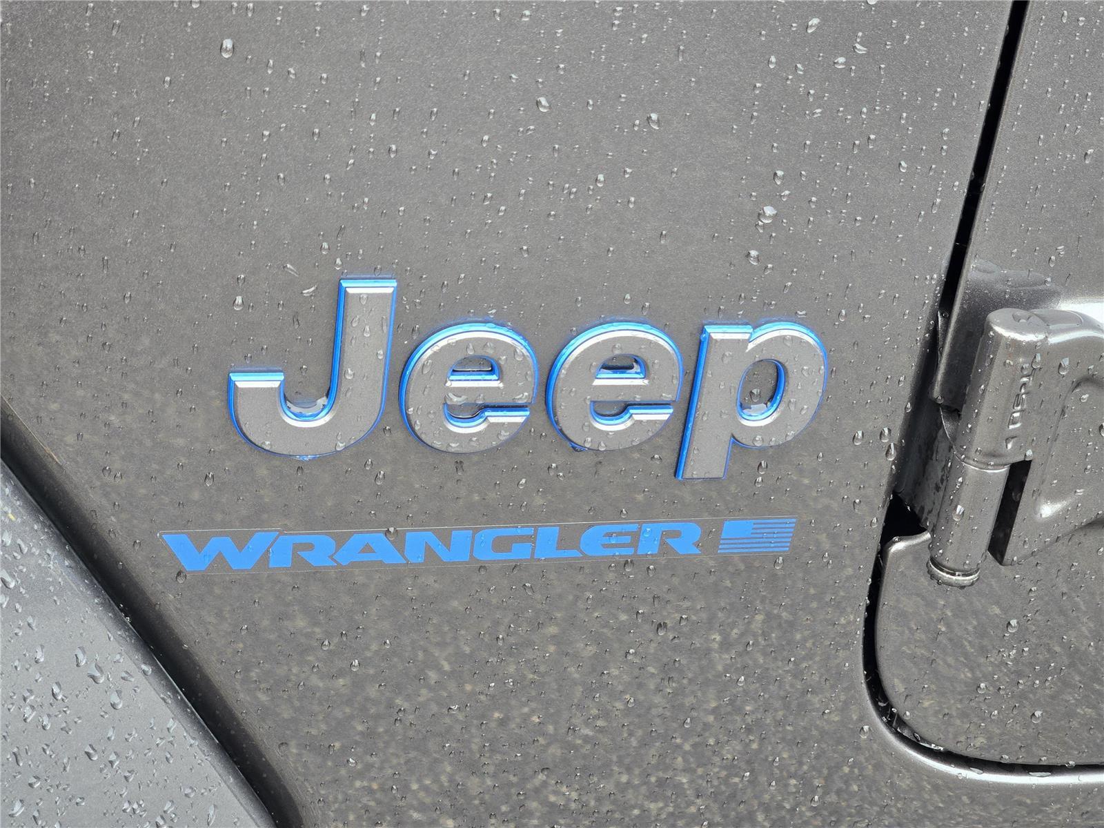2025 Jeep Wrangler 4xe Sahara - 9