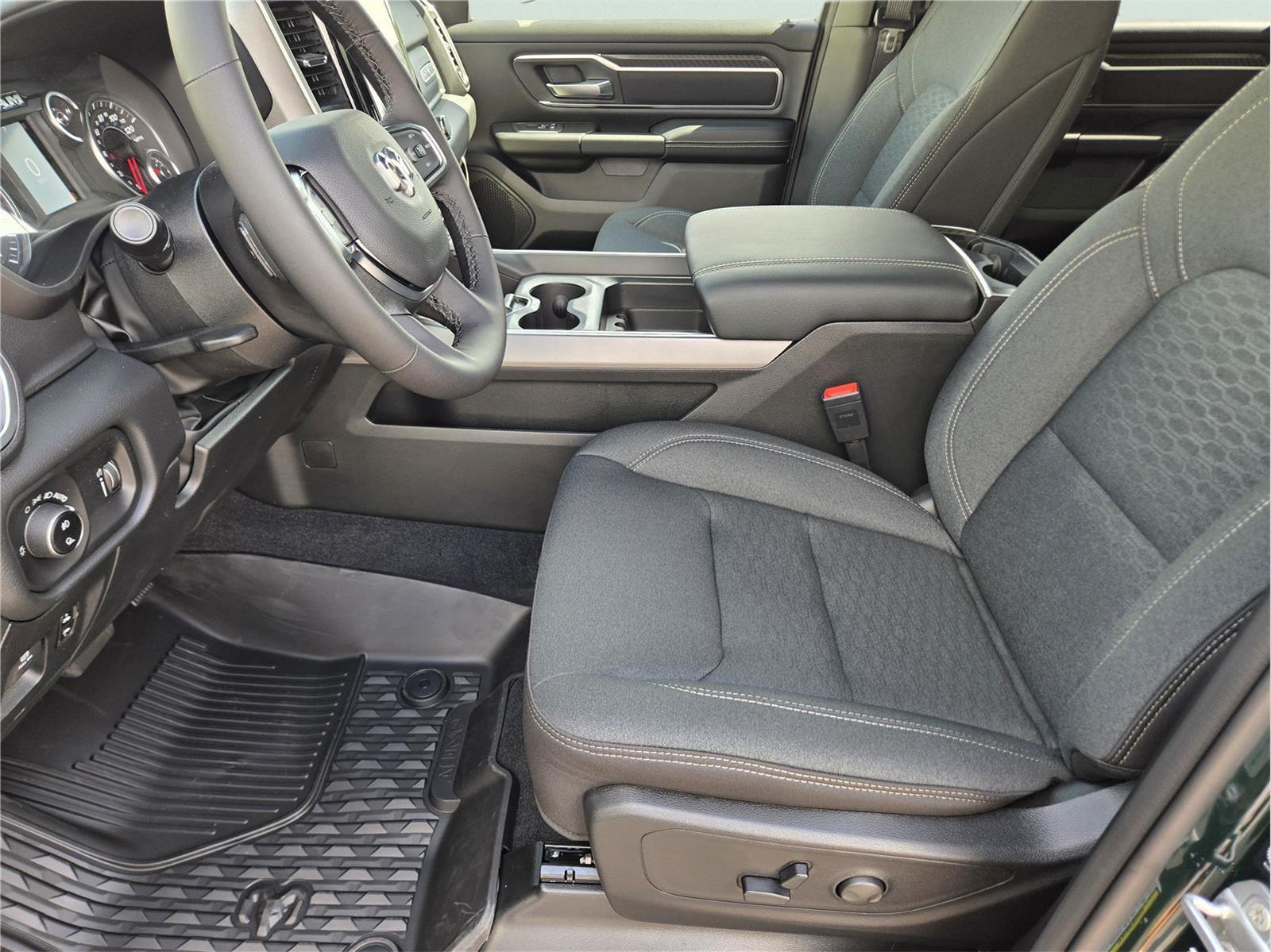 2026 Ram 1500 photo 7 of 16