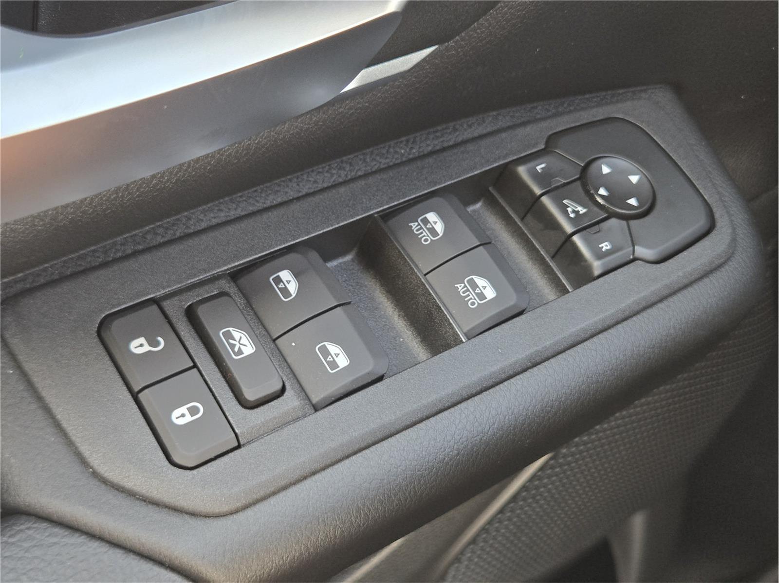 2026 Ram 1500 photo 15 of 16