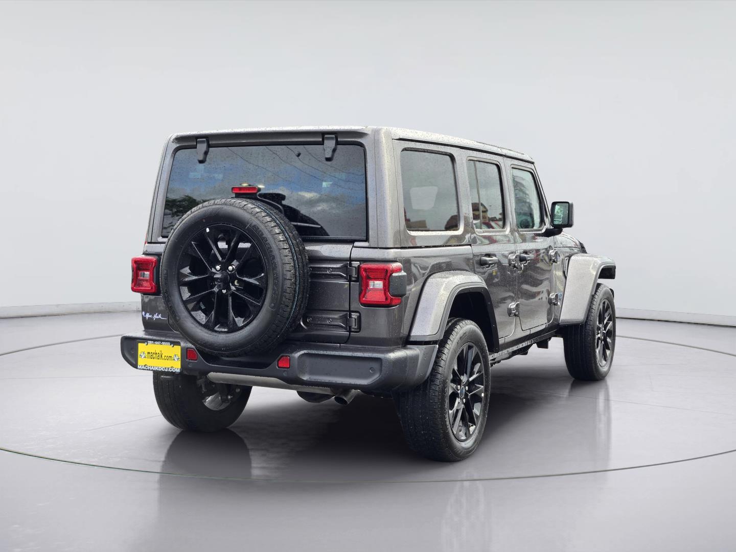 2025 Jeep Wrangler 4xe Sahara - 3