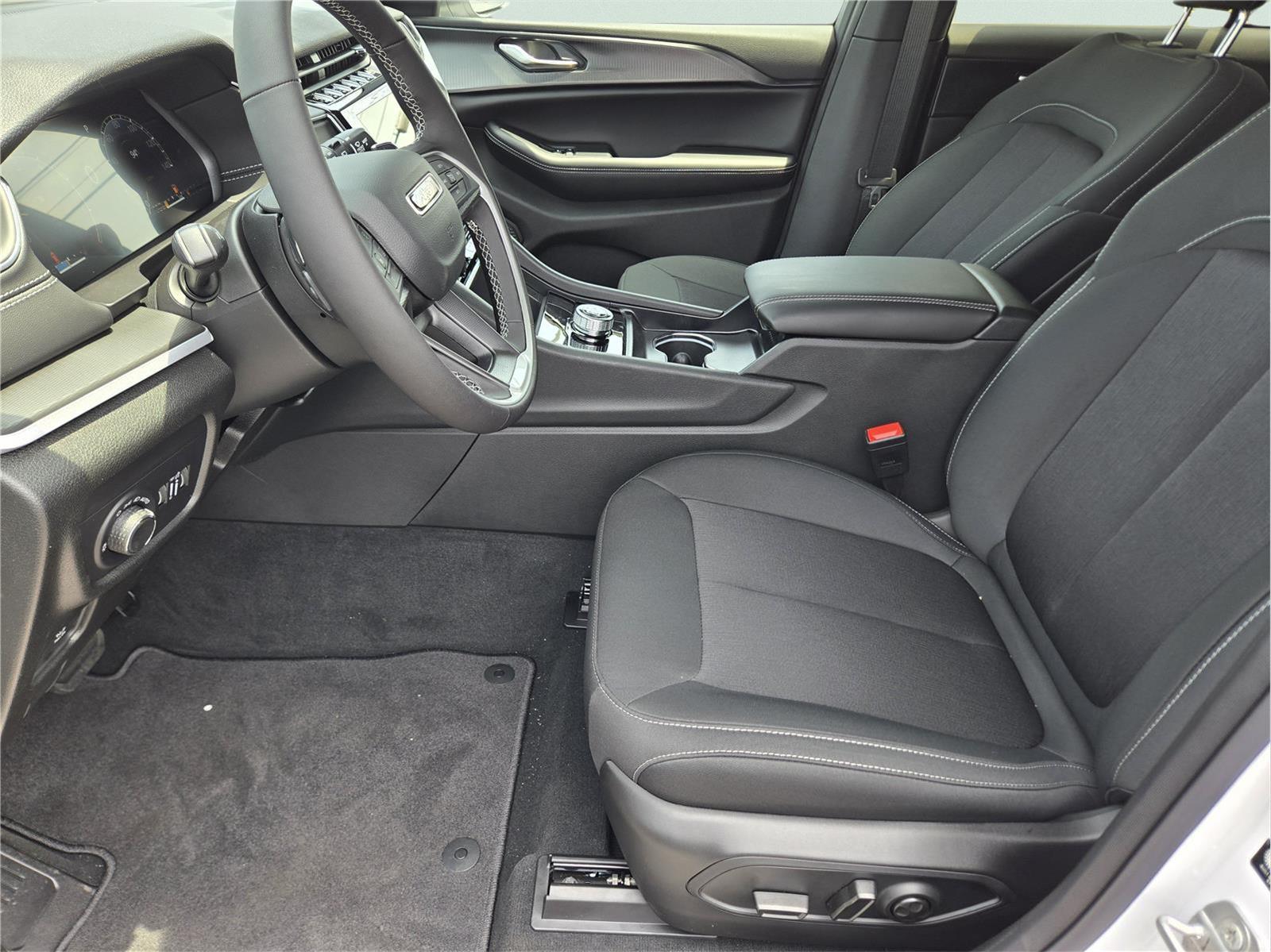 2026 Jeep Grand Cherokee Laredo X - 7