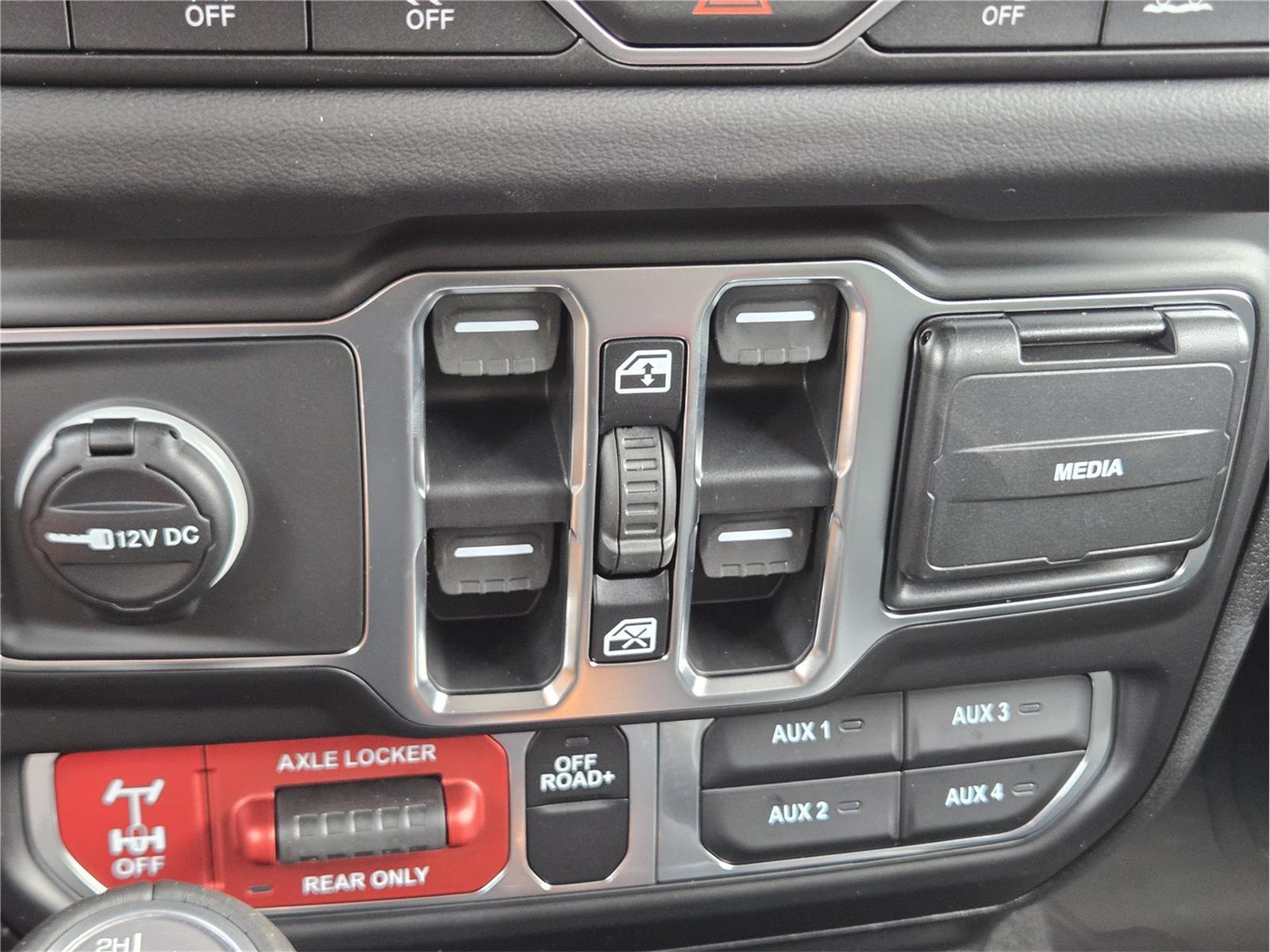 2026 Jeep Gladiator Mojave X at Mac Haik CDJR North Houston