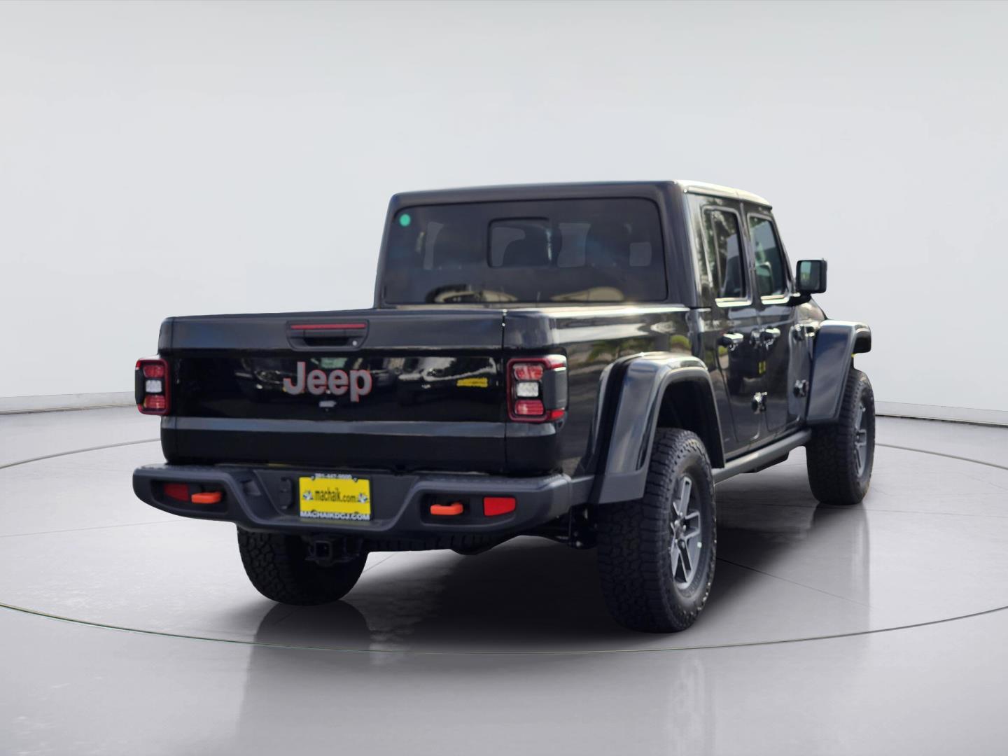2026 Jeep Gladiator photo 3 of 17