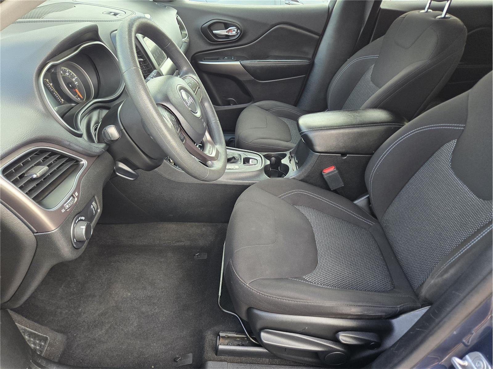 2021 Jeep Cherokee Latitude at AutoNation Chrysler Jeep Dodge Ram Spring