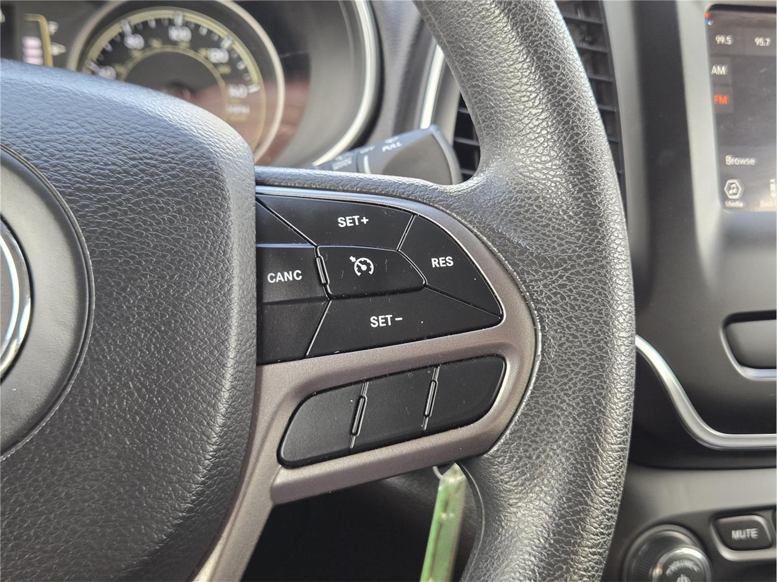2021 Jeep Cherokee Latitude at AutoNation Chrysler Jeep Dodge Ram Spring