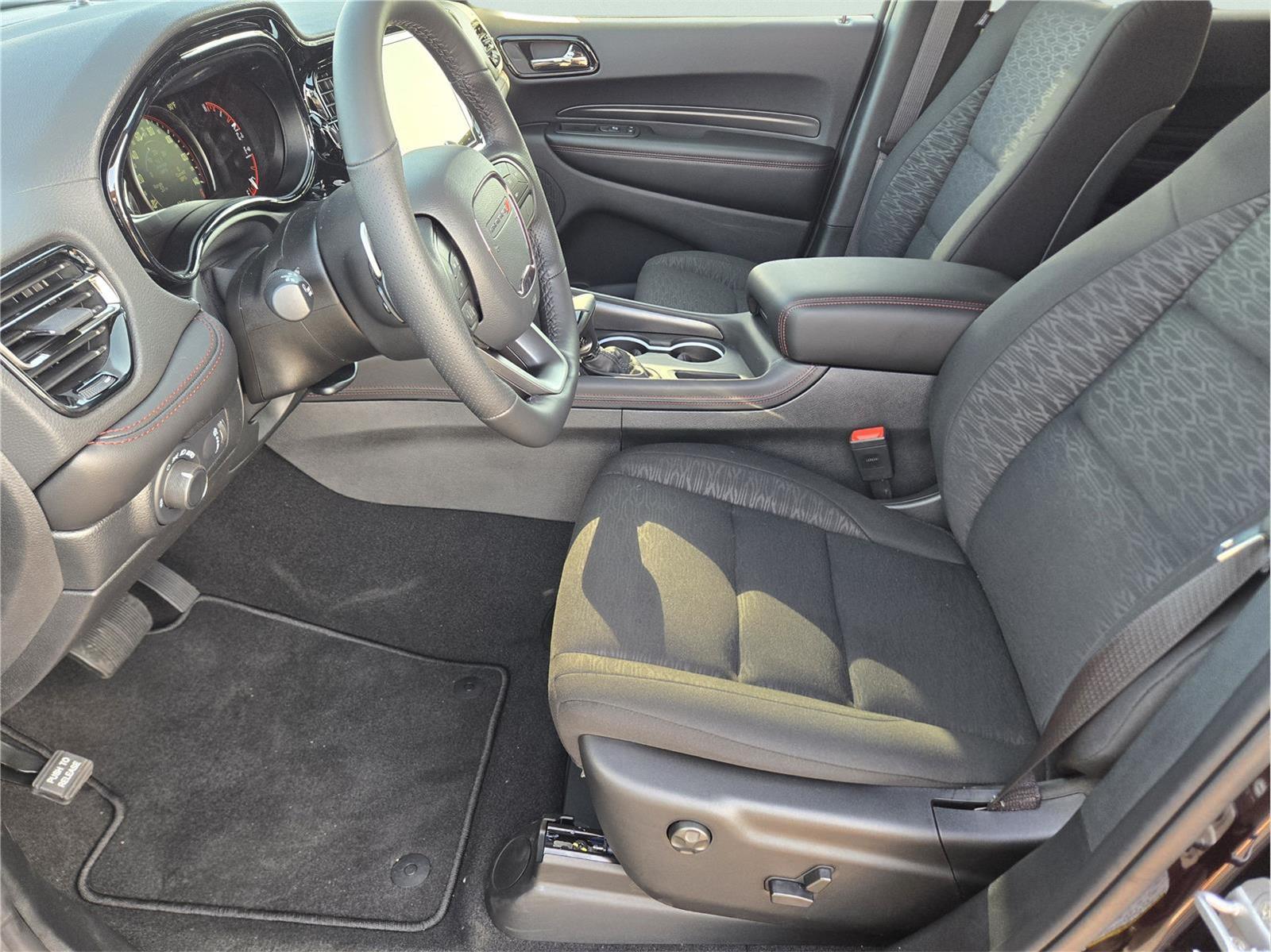 2026 Dodge Durango photo 7 of 17