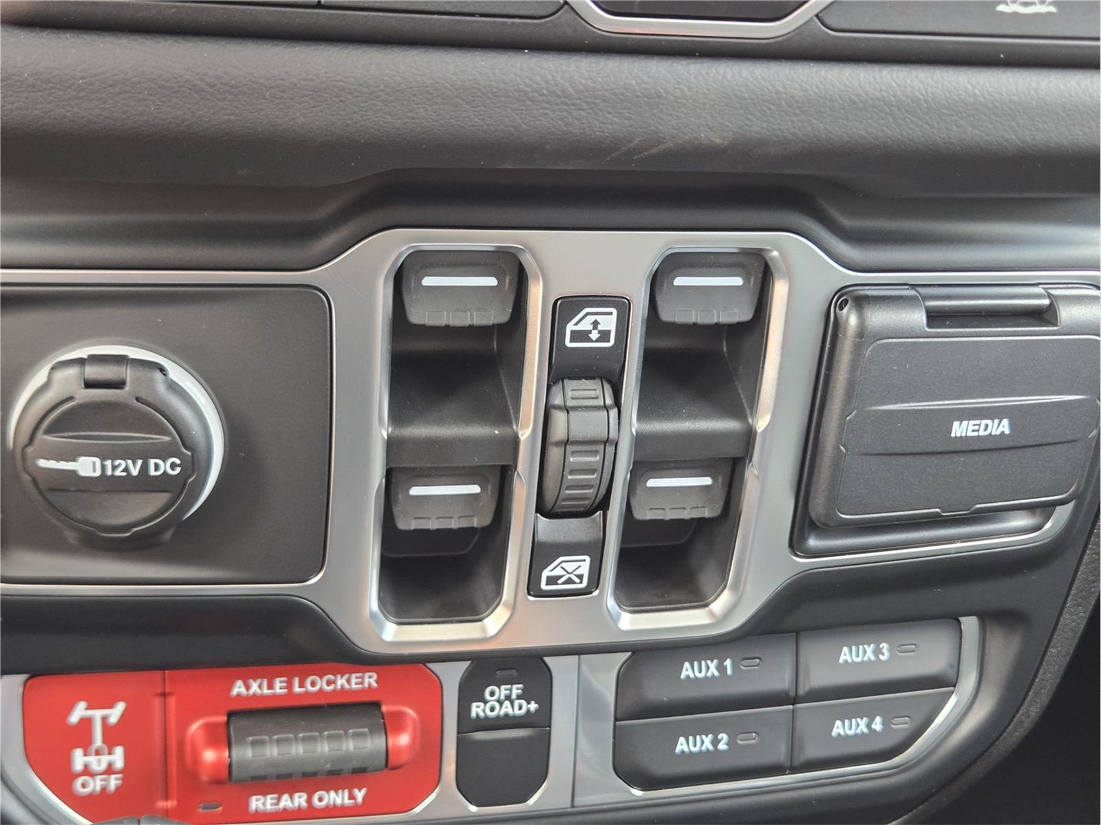 2026 Jeep Gladiator Mojave at Mac Haik CDJR North Houston