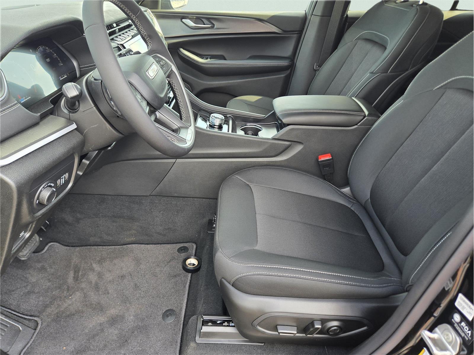2026 Jeep Grand Cherokee Laredo - 6
