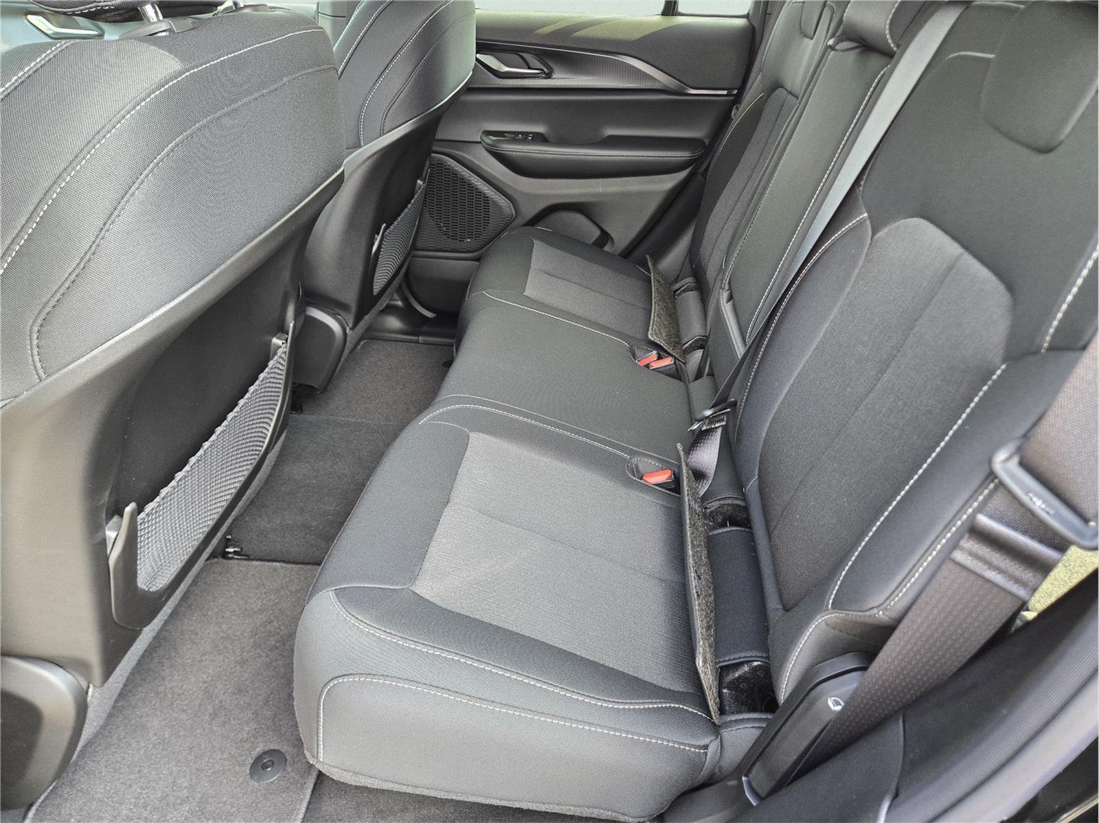 2026 Jeep Grand Cherokee Laredo - 7