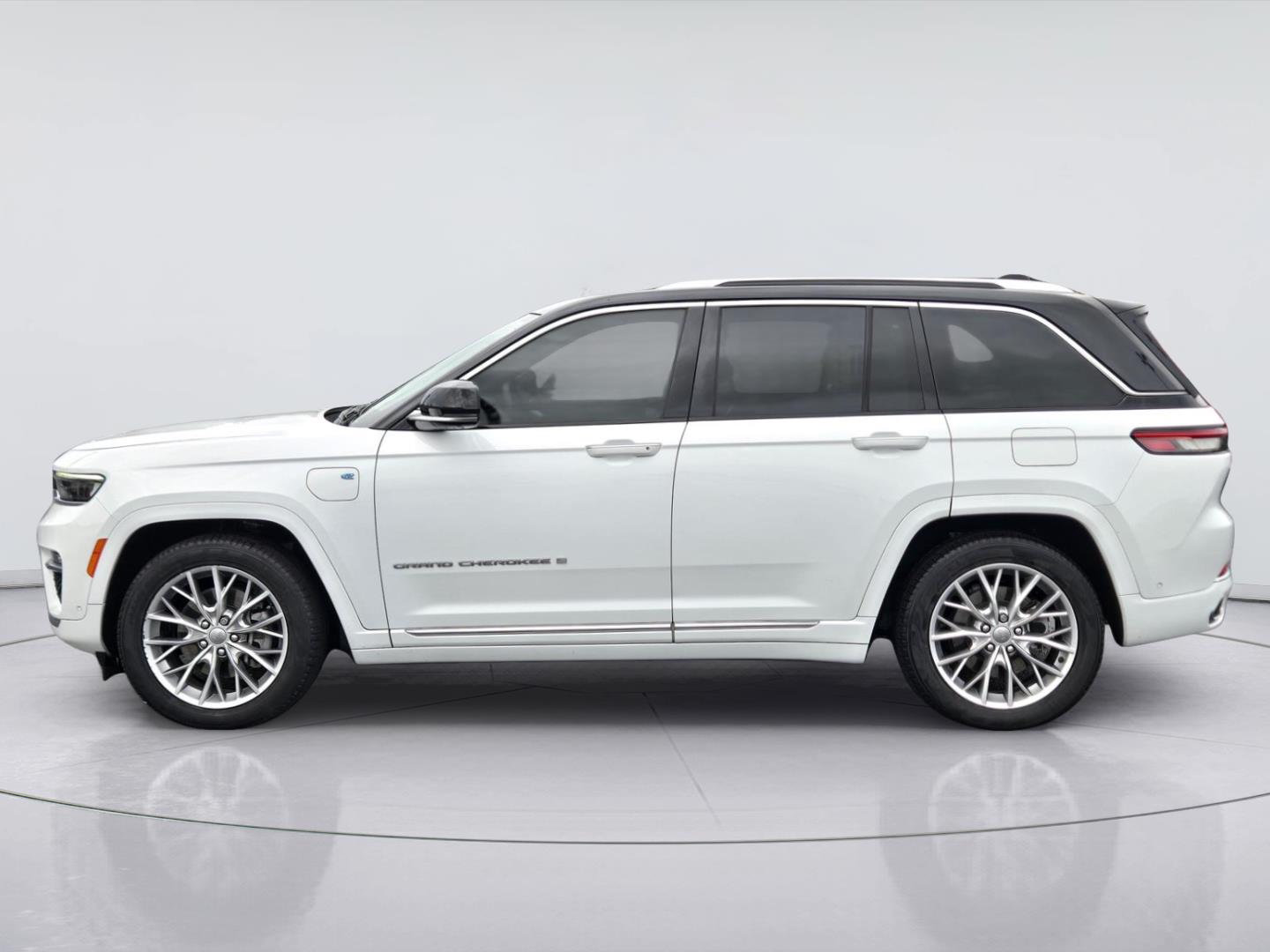 2022 Jeep Grand Cherokee 4xe Summit - 7