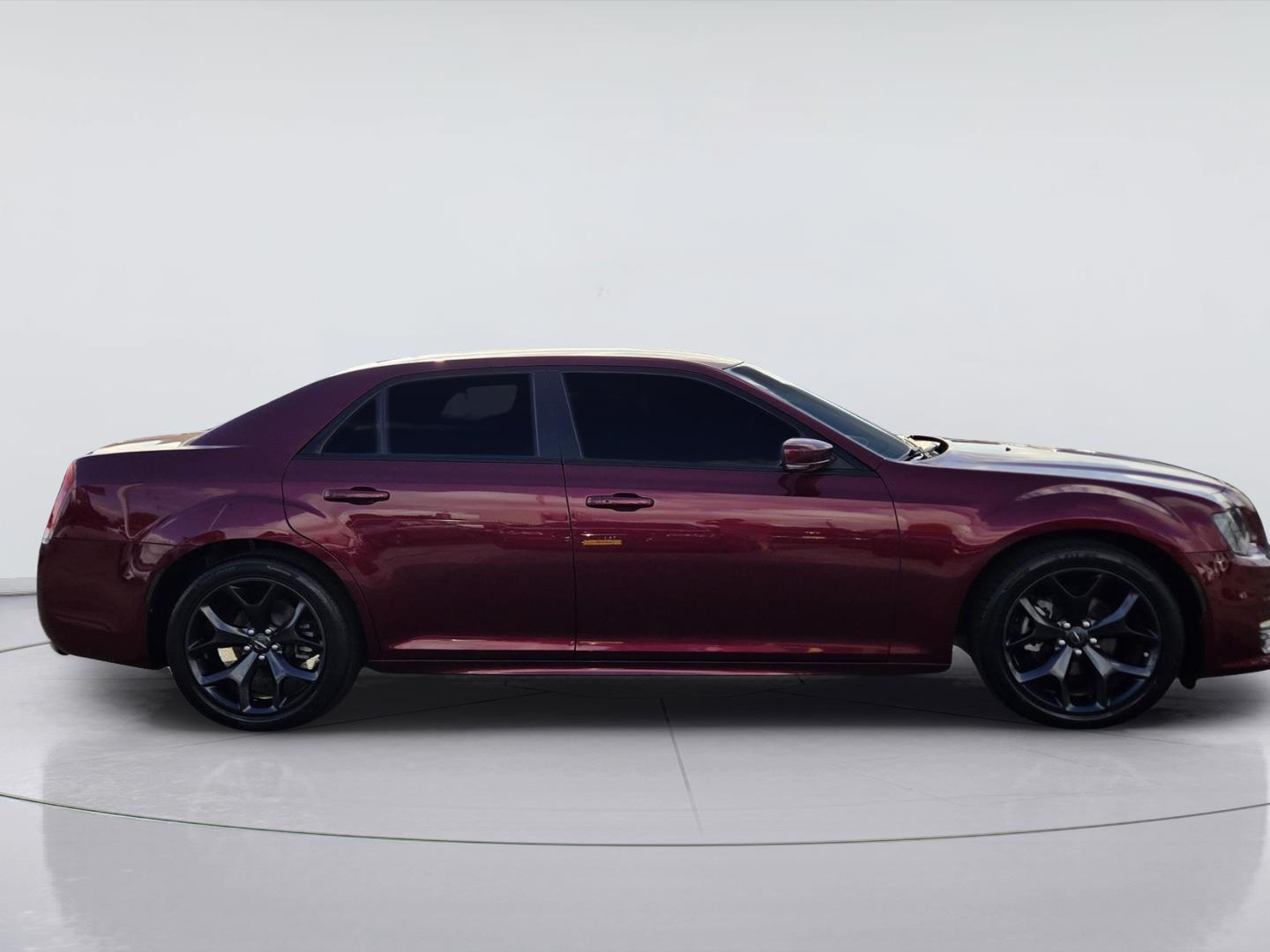 2023 Chrysler 300 Touring L - 6