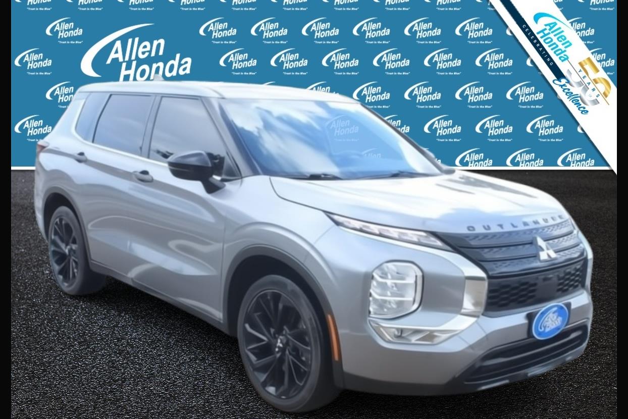 Mercury Gray Metallic 2022 Mitsubishi Outlander SUV / Crossover Front-Wheel Drive Continuously Variable Transmission