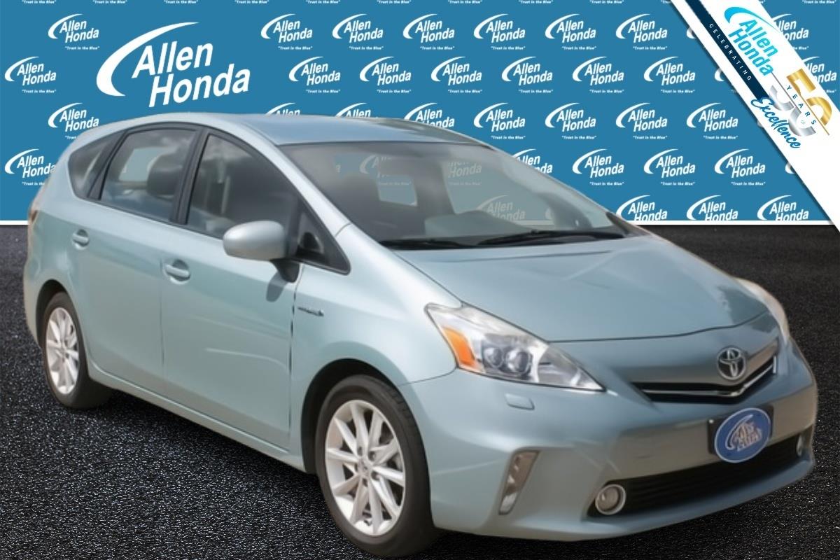 2013 Toyota Prius v Five FWD