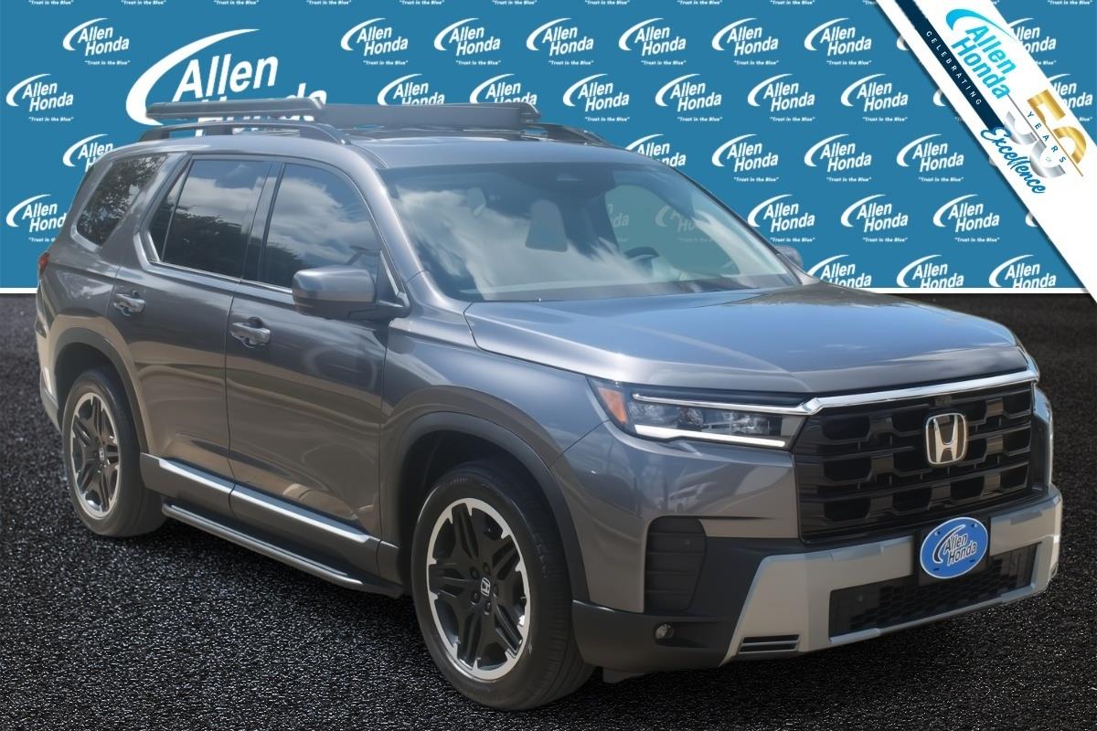 Gray (Modern Steel Metallic) 2026 Honda Pilot SUV / Crossover All-Wheel Drive Automatic