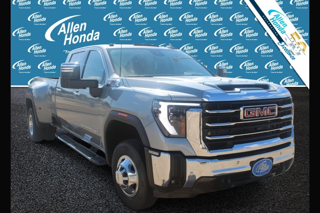 Sterling Metallic 2025 GMC Sierra 3500HD Pickup Truck Four-Wheel Drive Automatic