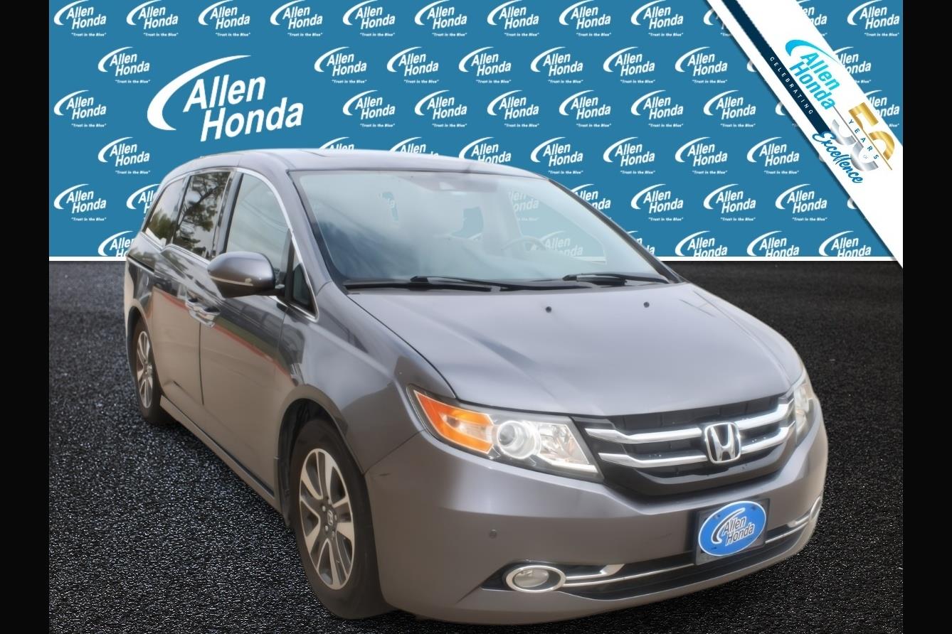Gray (Modern Steel Metallic) 2014 Honda Odyssey Minivan Front-Wheel Drive Automatic