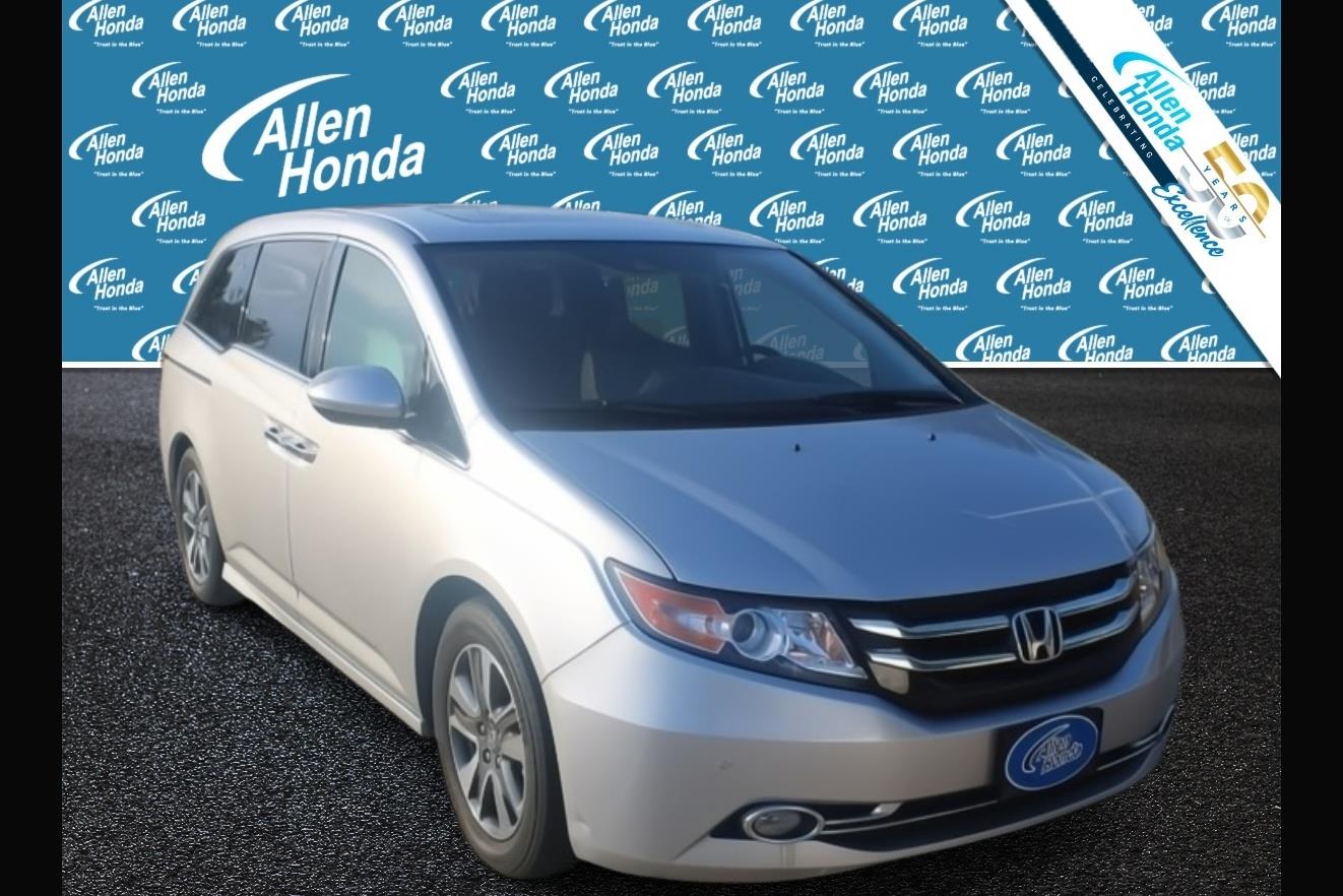 Silver 2015 Honda Odyssey Minivan Front-Wheel Drive 
