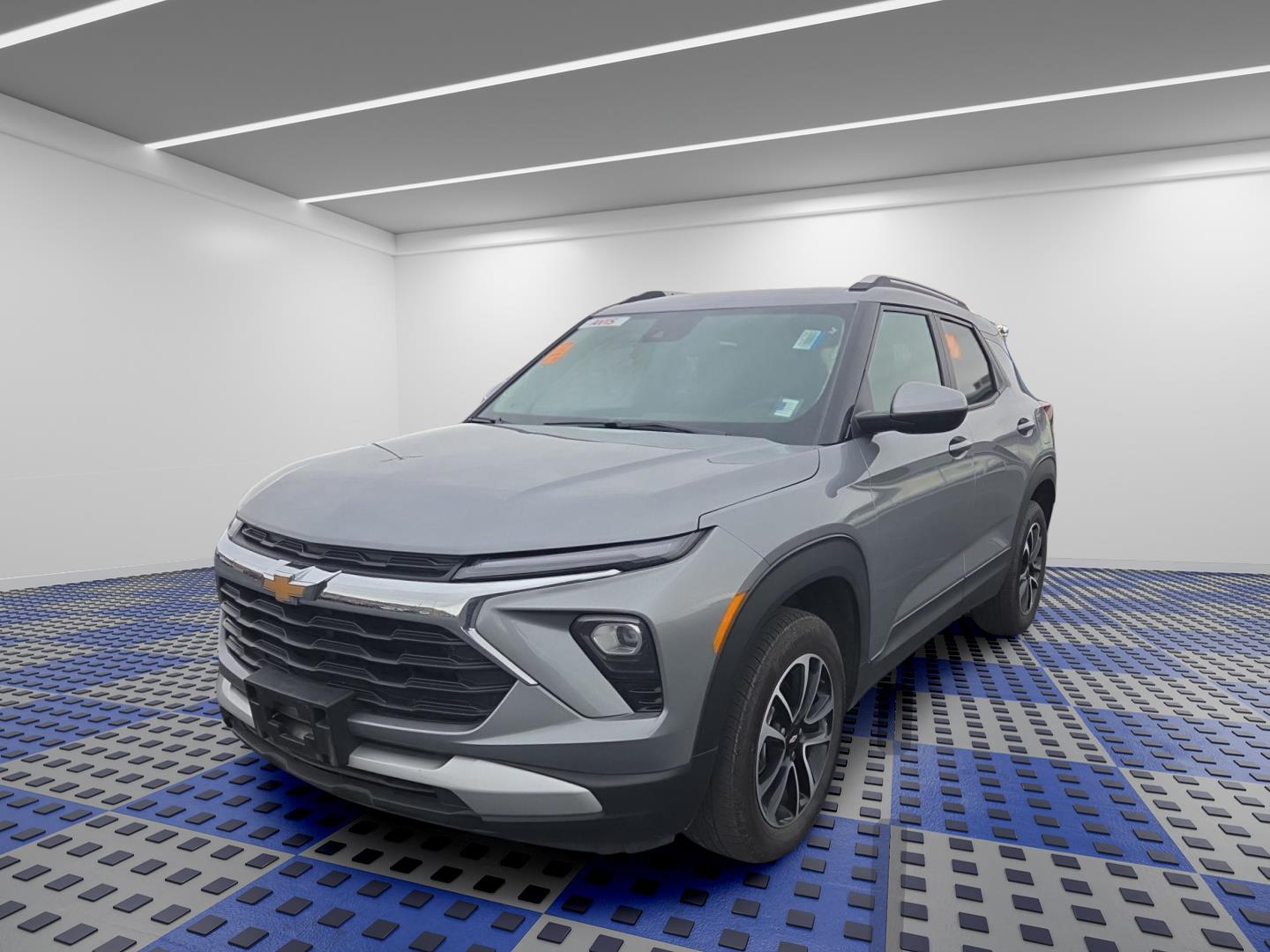 Sterling Gray Metallic 2025 Chevrolet Trailblazer SUV / Crossover Four-Wheel Drive 9-Speed Automatic