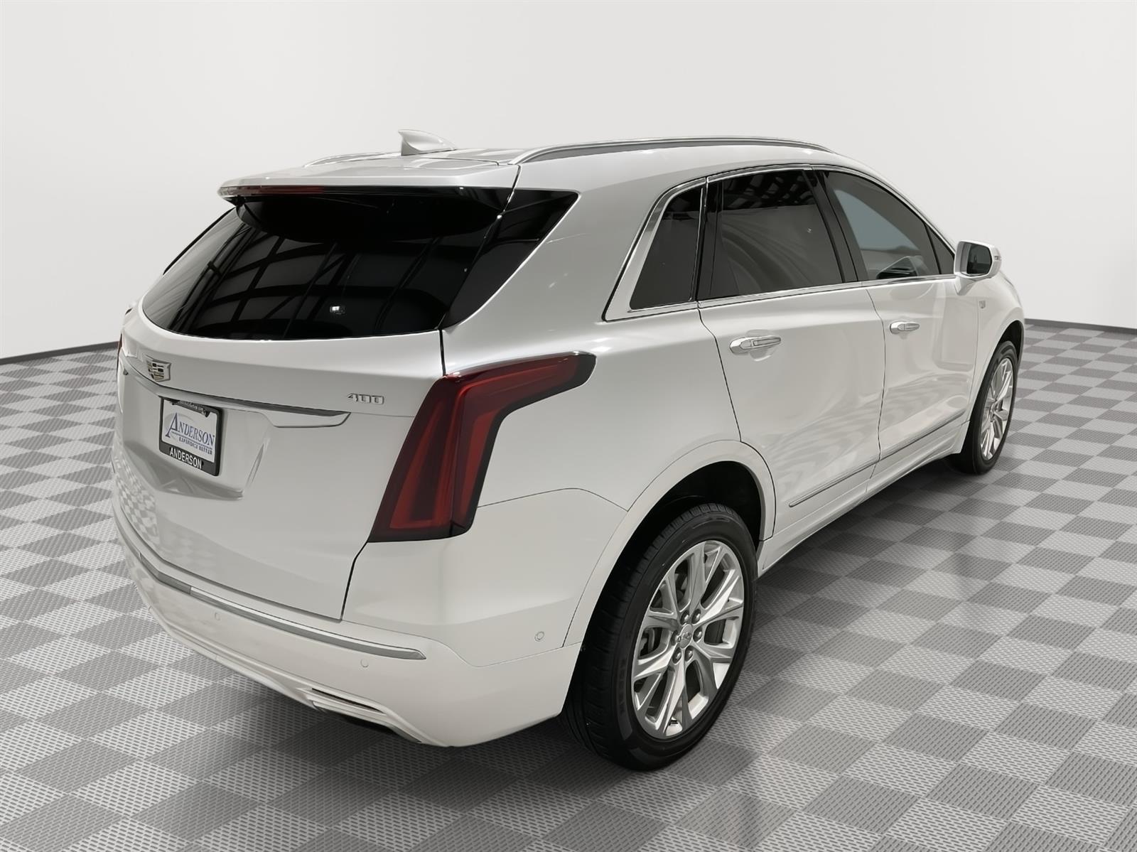 Used 2020 Cadillac XT5 Premium Luxury FWD SUV for sale in St Joseph MO