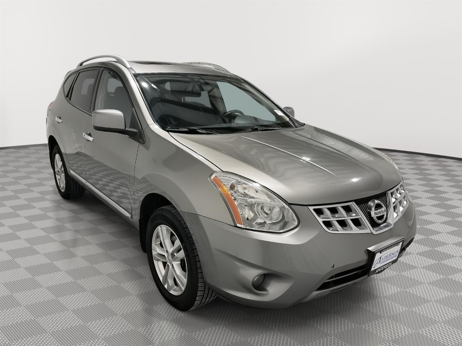 Used 2013 Nissan Rogue SV SUV for sale in St Joseph MO