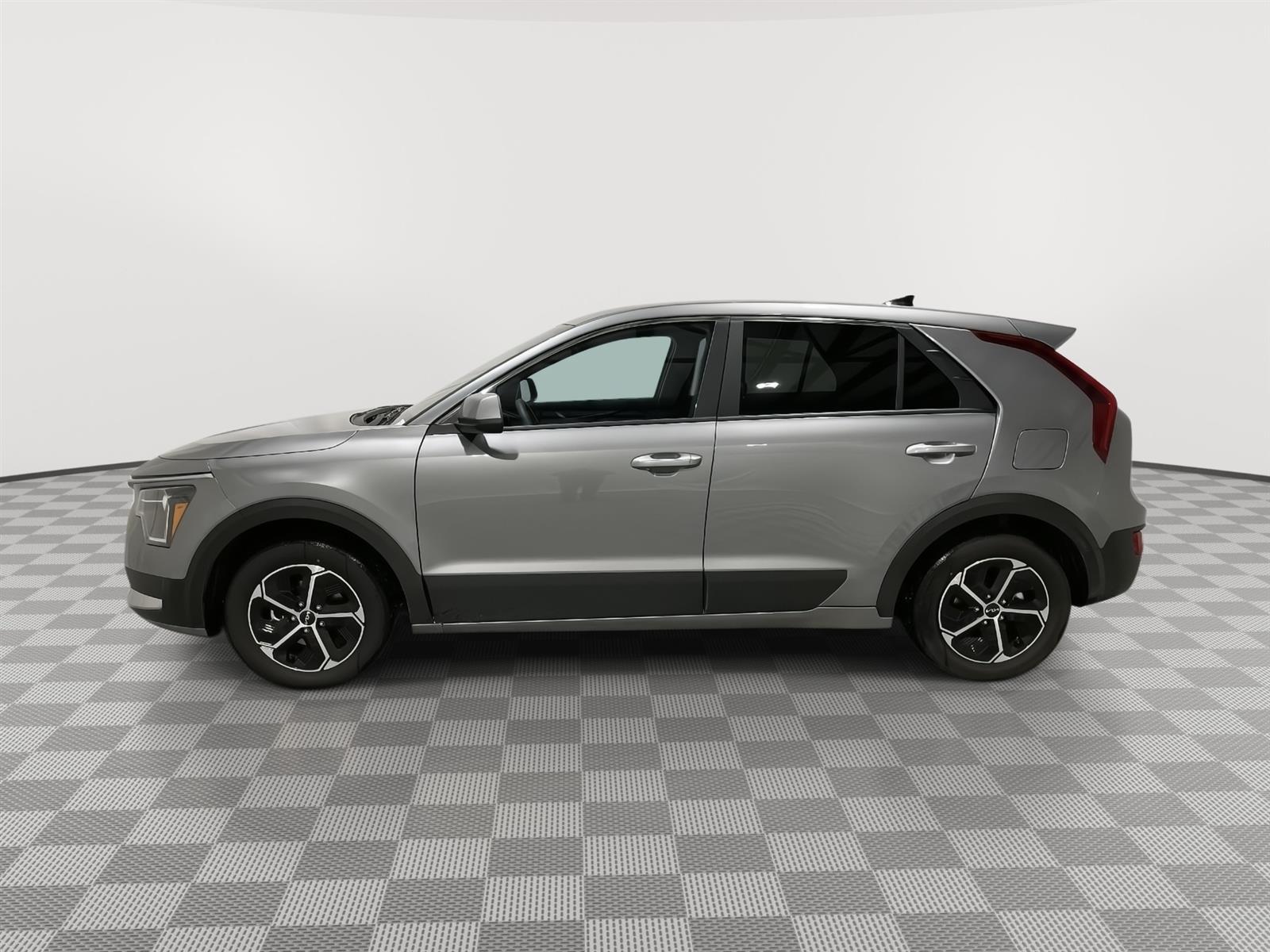 Used 2025 Kia Niro LX SUV for sale in St Joseph MO