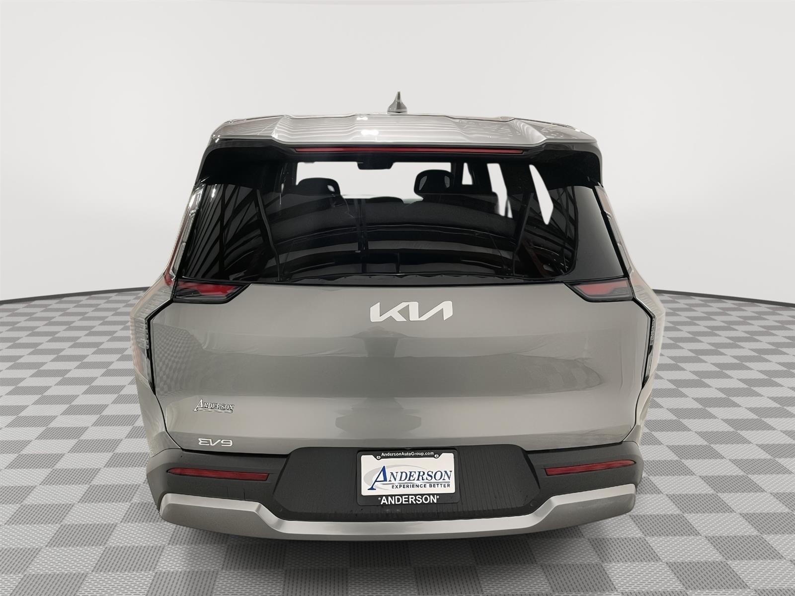 New 2024 Kia EV9 Light Short Range SUV for sale in St Joseph MO