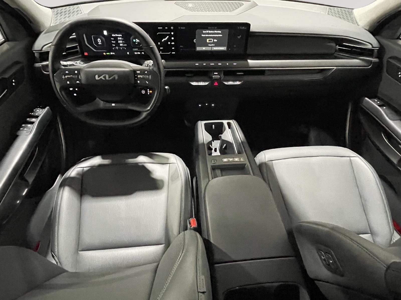 New 2024 Kia EV9 Light Short Range SUV/Crossover for sale in St. Joseph MO