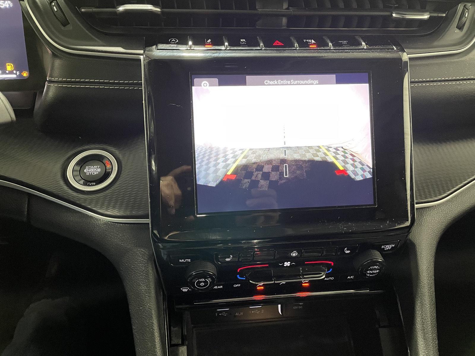 Used 2023 Jeep Grand Cherokee Laredo SUV for sale in St Joseph MO