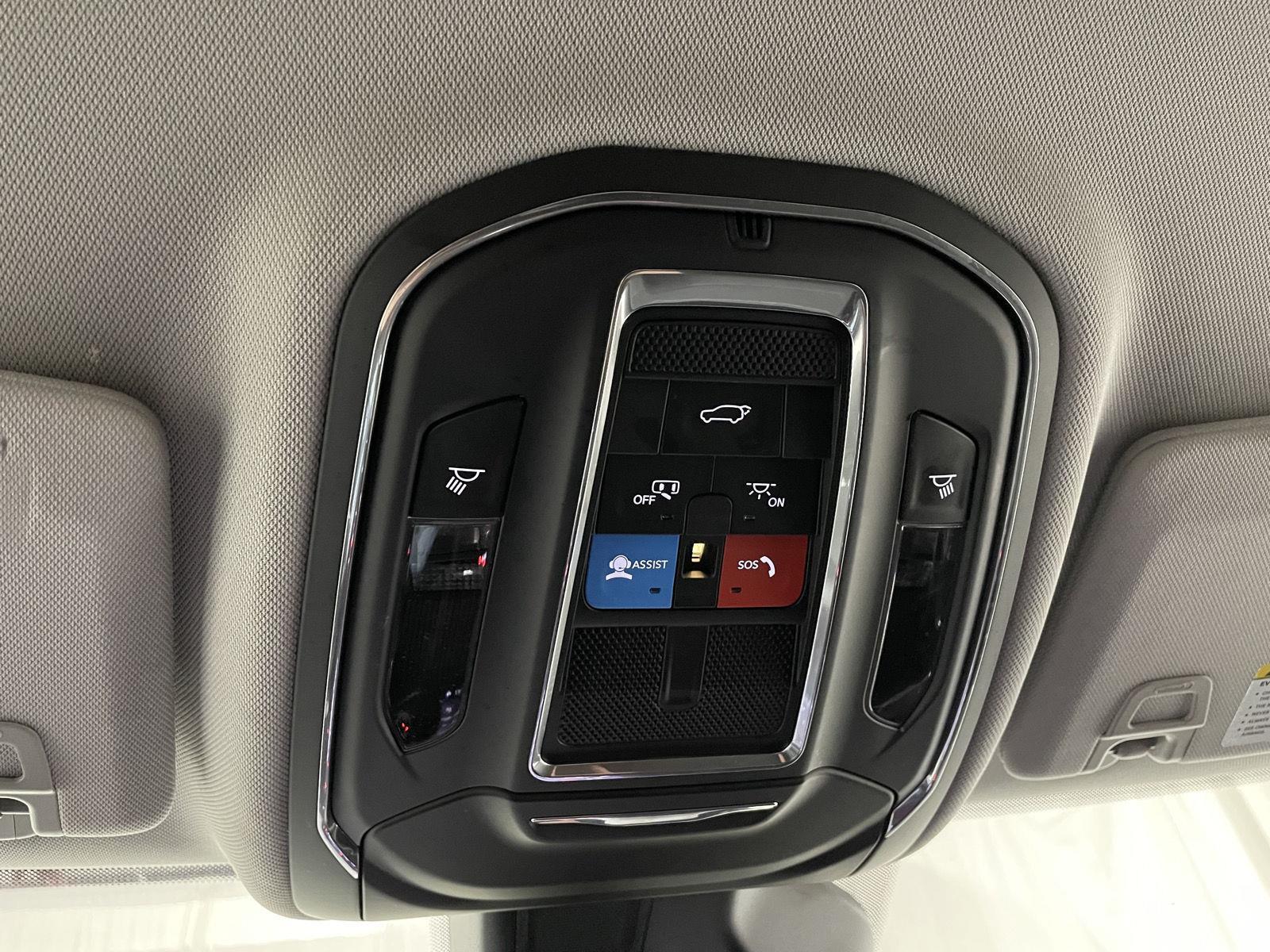 Used 2023 Jeep Grand Cherokee Laredo SUV for sale in St Joseph MO
