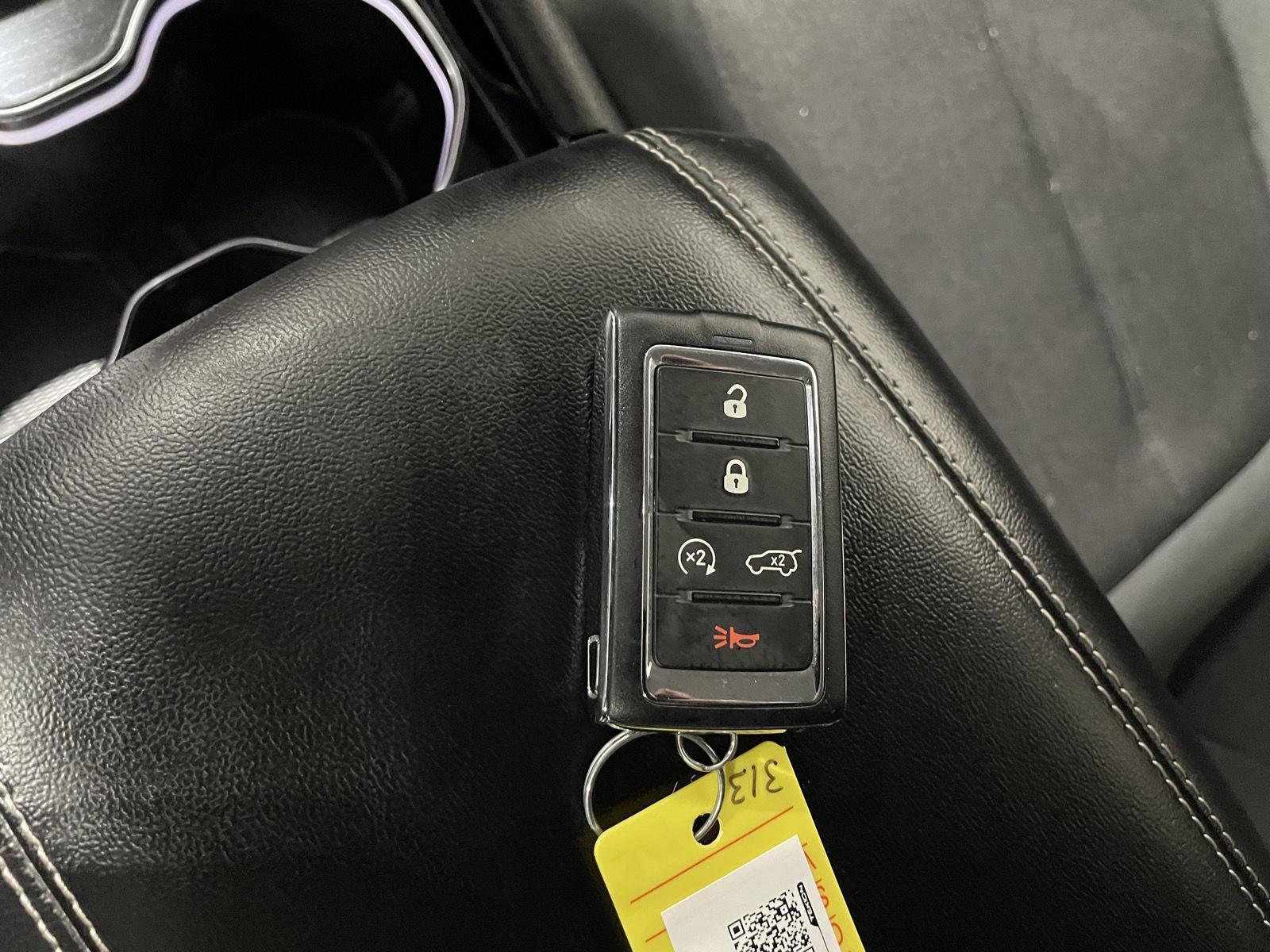 Used 2023 Jeep Grand Cherokee Laredo SUV for sale in St Joseph MO