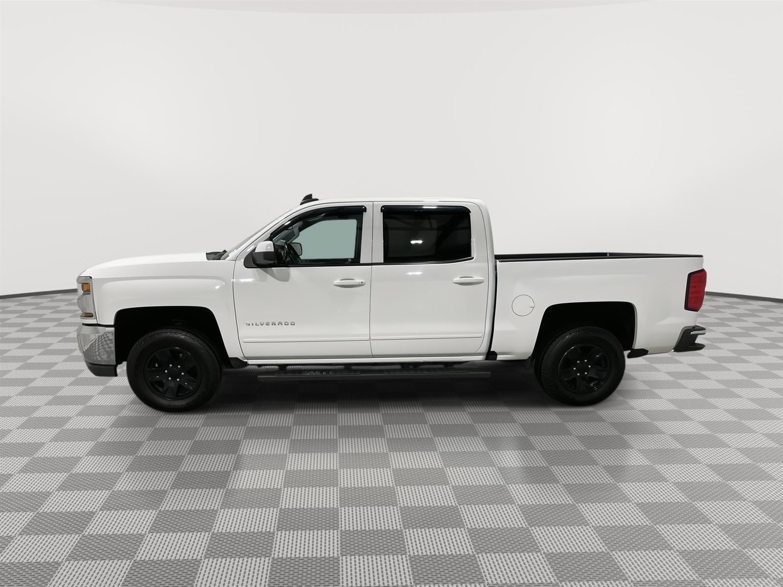 Used 2017 Chevrolet Silverado 1500 LT Crew Cab Truck for sale in St Joseph MO